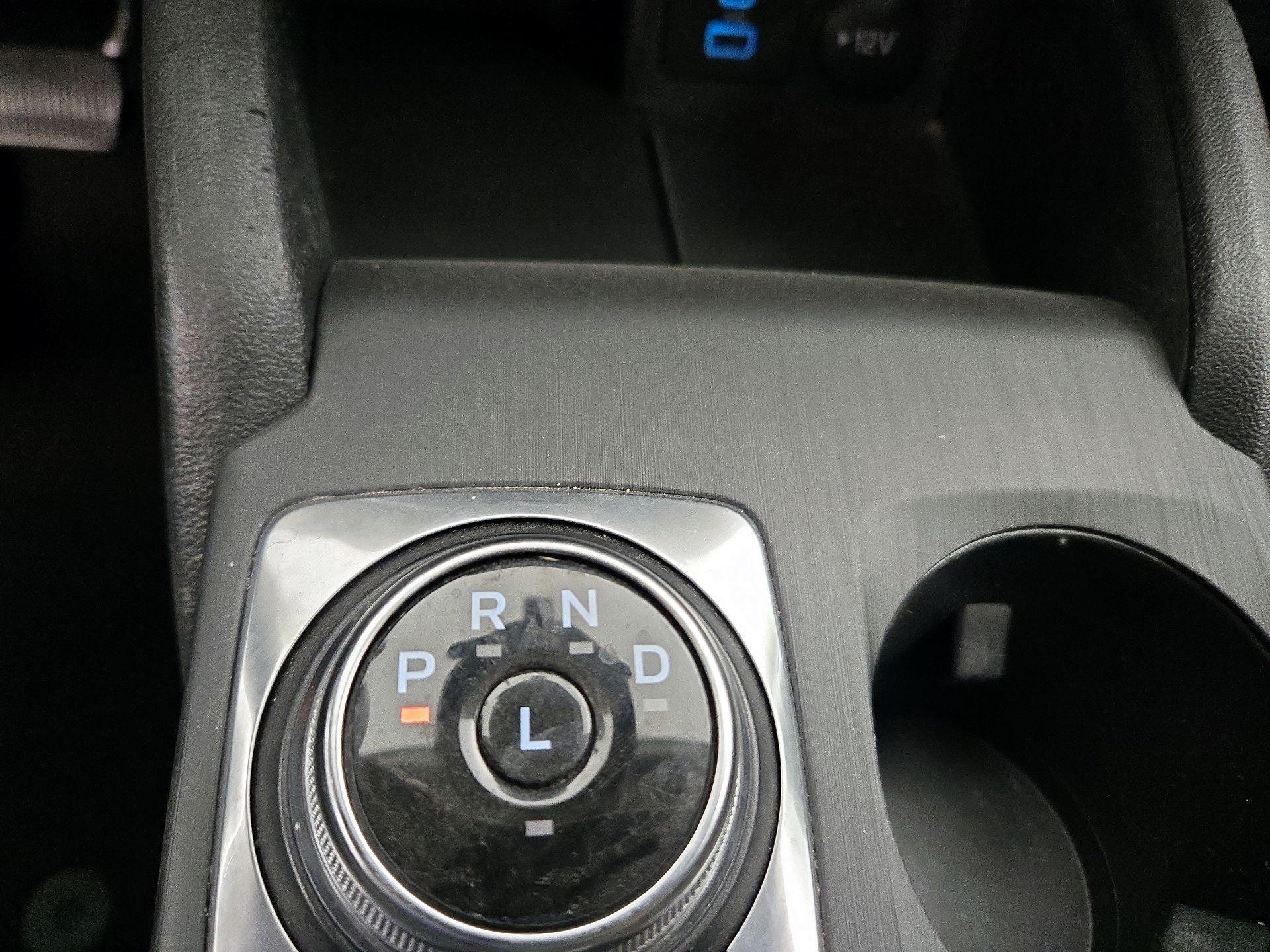 Thumbnail: 2022 Ford Escape - 17