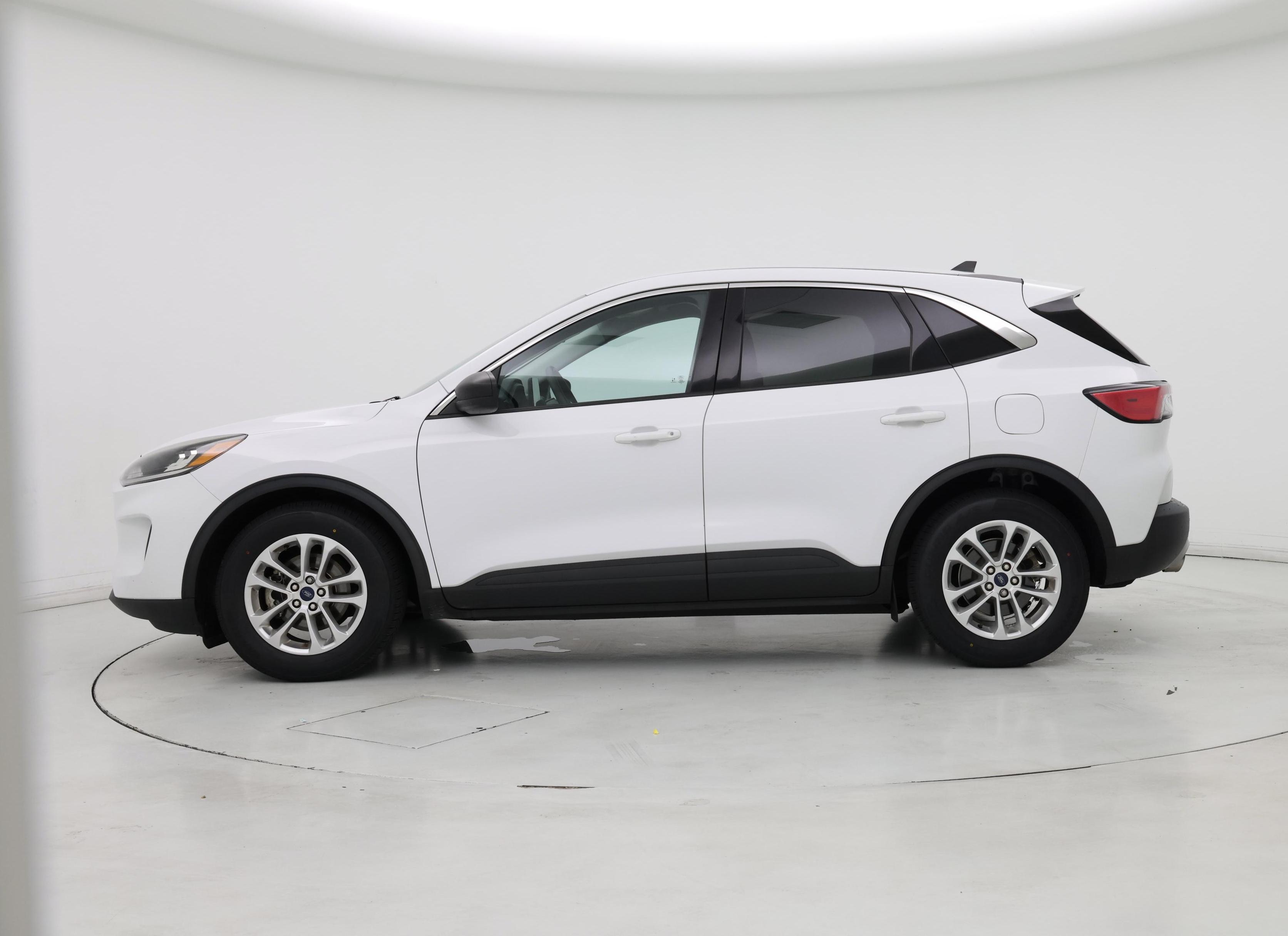 Thumbnail: 2022 Ford Escape - 3