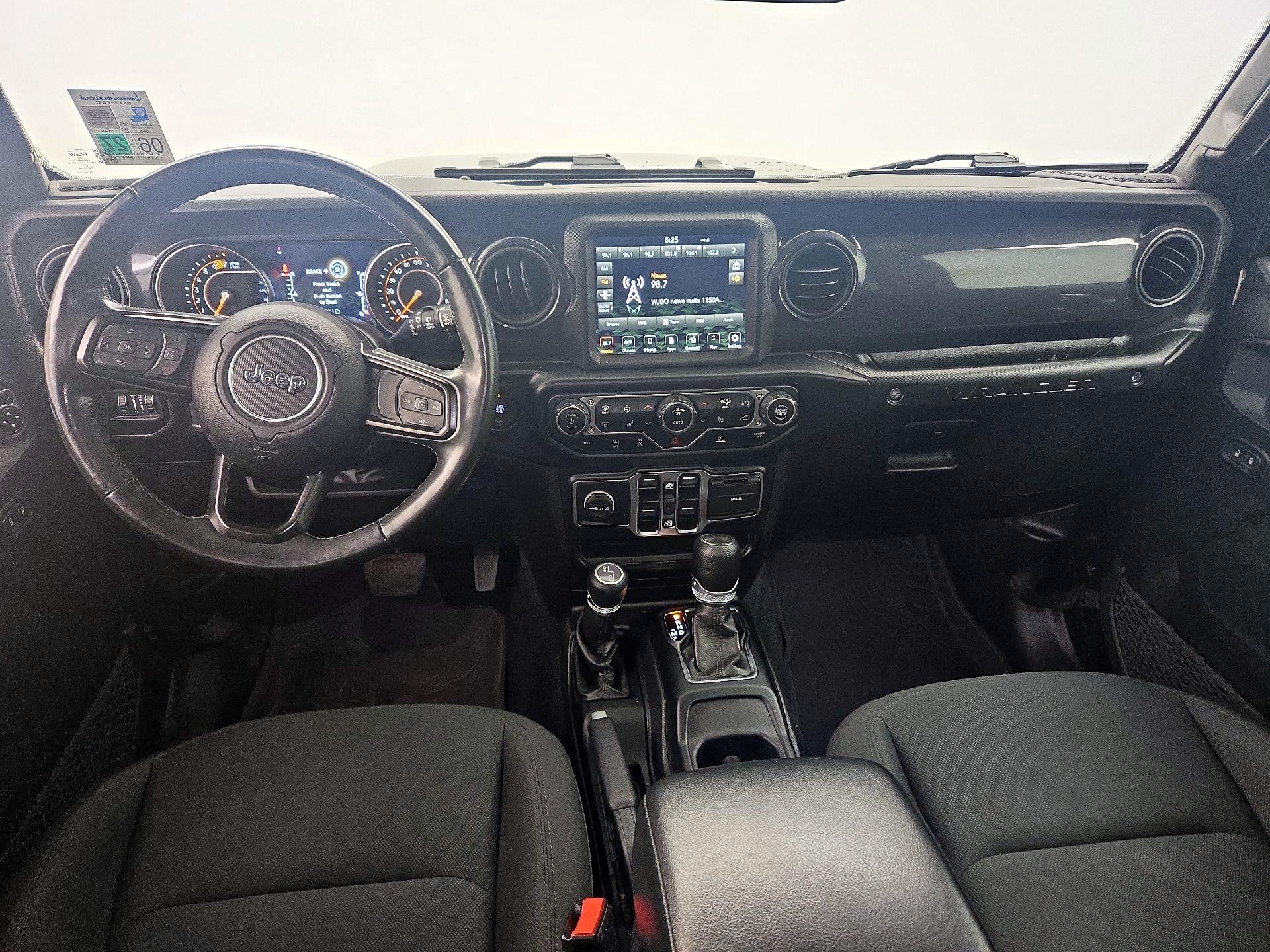 Thumbnail: 2022 Jeep Wrangler - 9