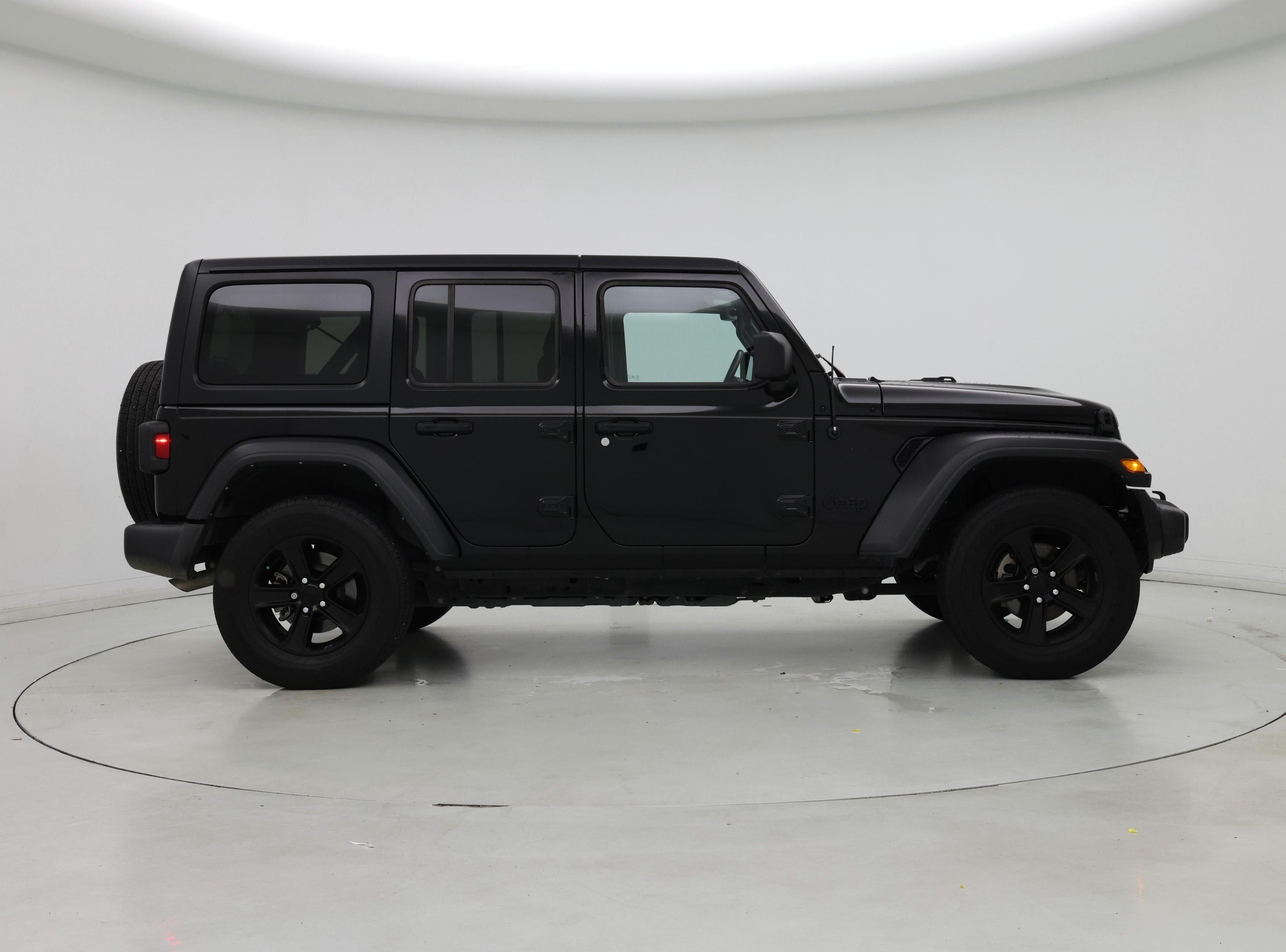 Thumbnail: 2022 Jeep Wrangler - 7