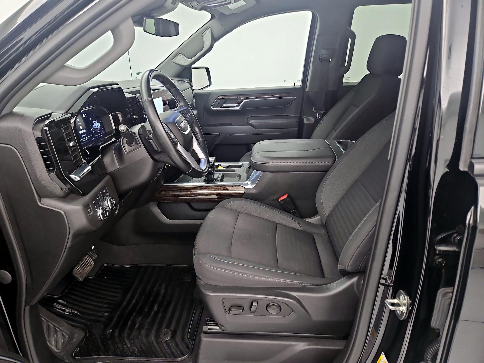2023 GMC Sierra 1500 Elevation - Photo 12