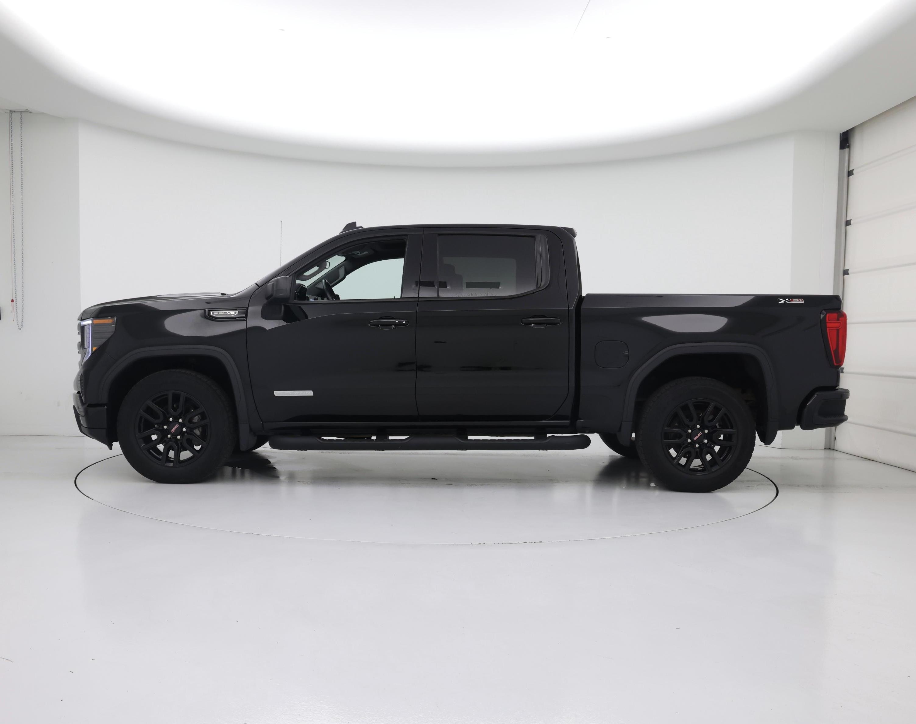 Thumbnail: 2023 GMC Sierra 1500 - 3