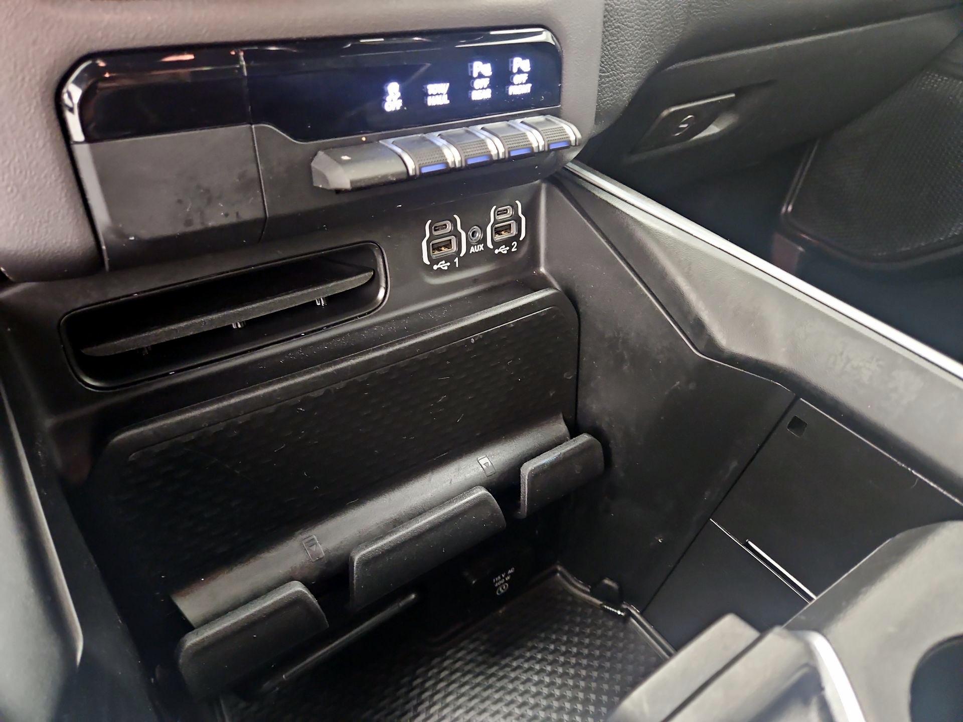 Thumbnail: 2022 RAM 1500 - 17