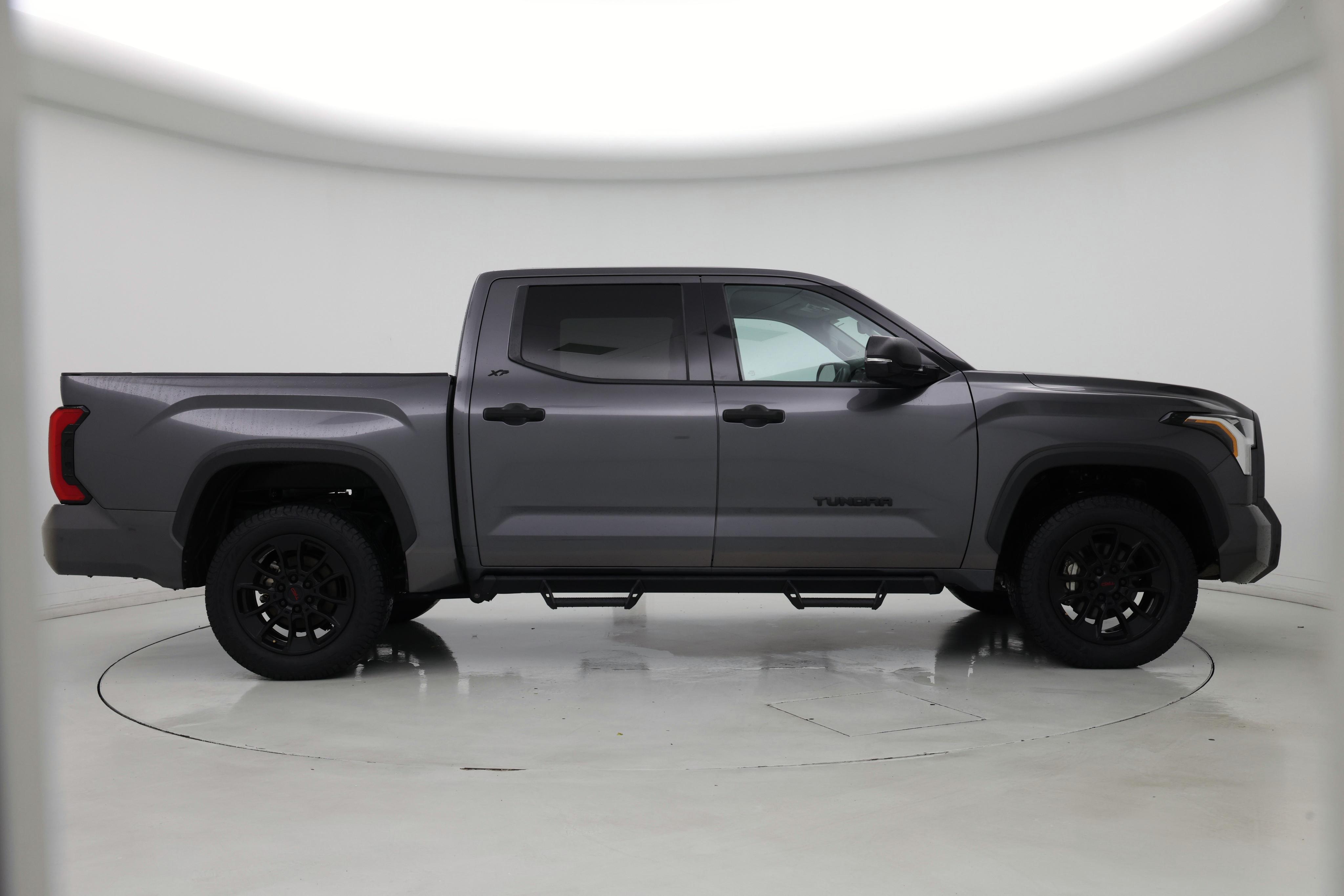 Thumbnail: 2023 Toyota Tundra - 7