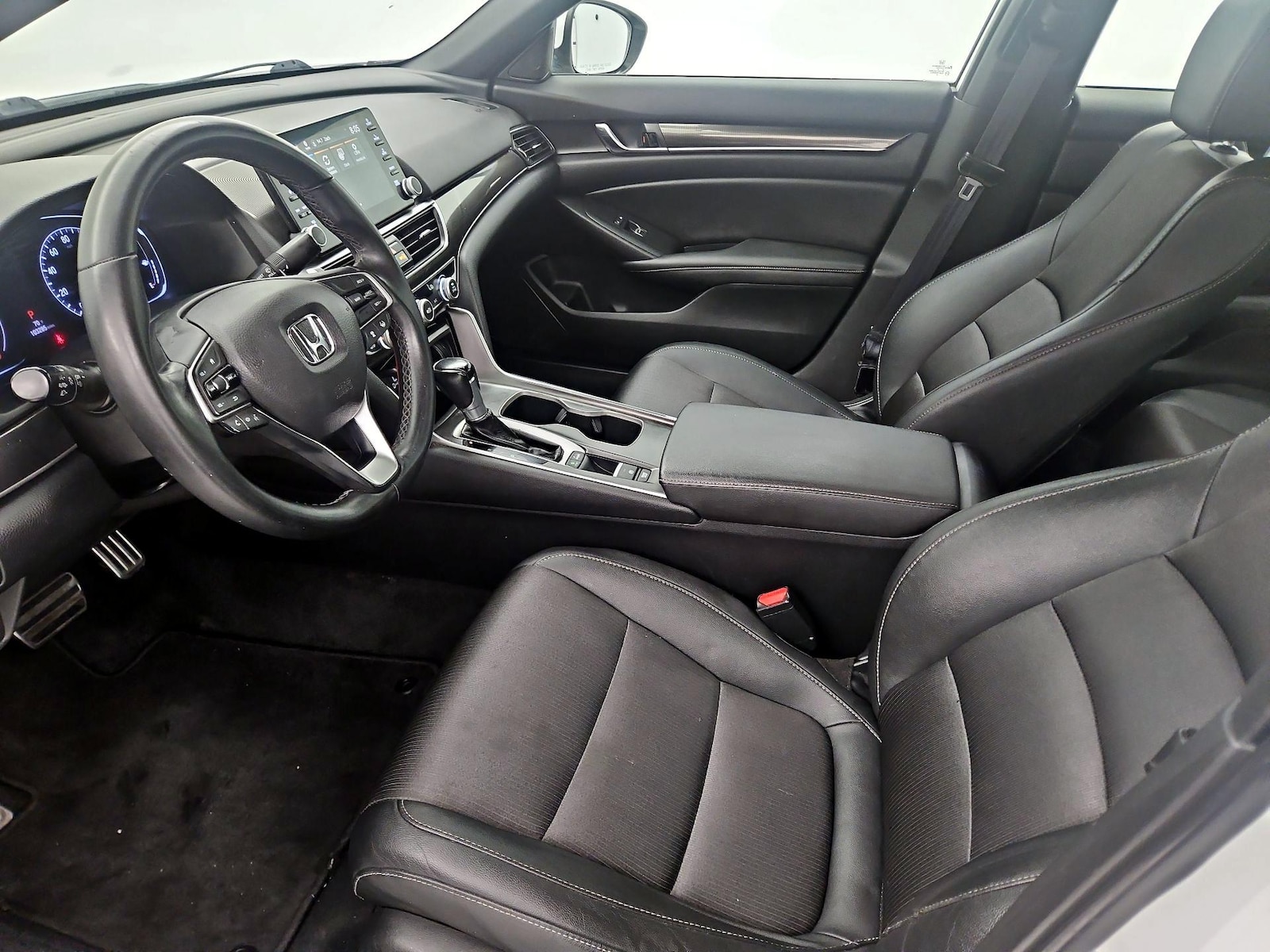 Power Seat(s) & Side Airbags