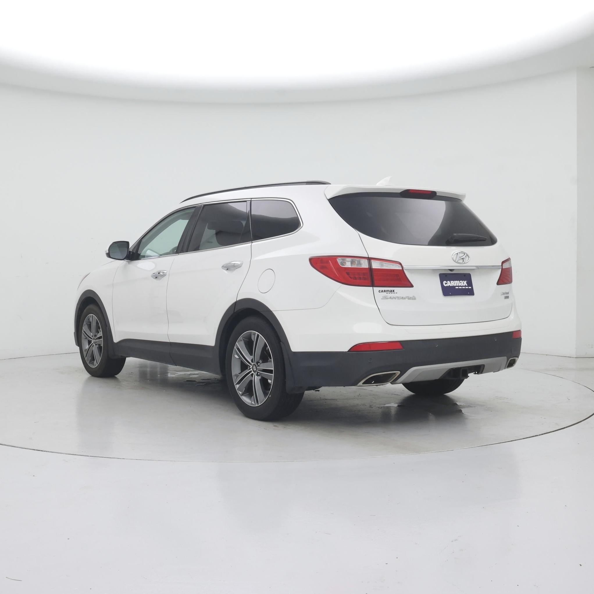 Thumbnail: 2016 Hyundai Santa Fe - 2