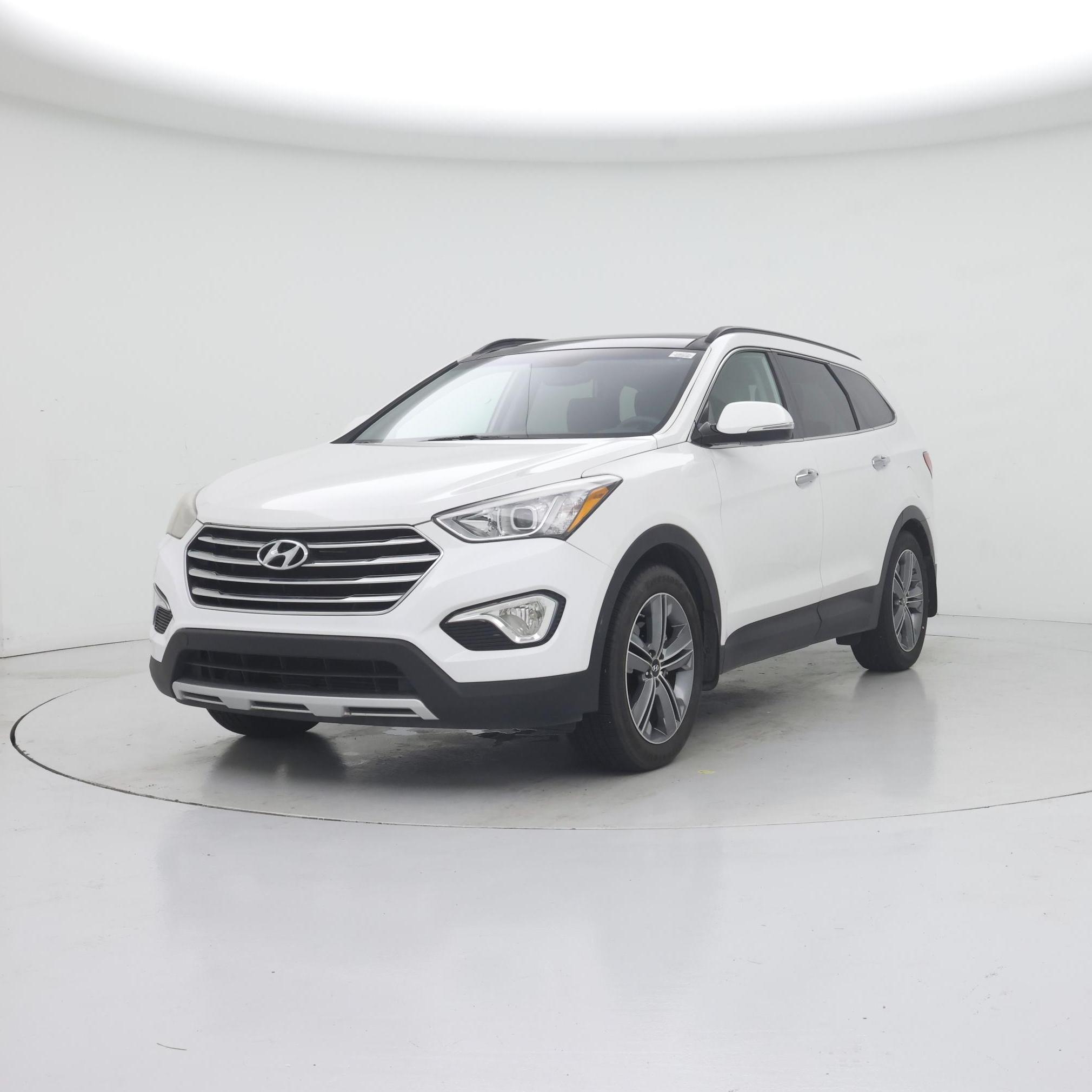 Thumbnail: 2016 Hyundai Santa Fe - 4