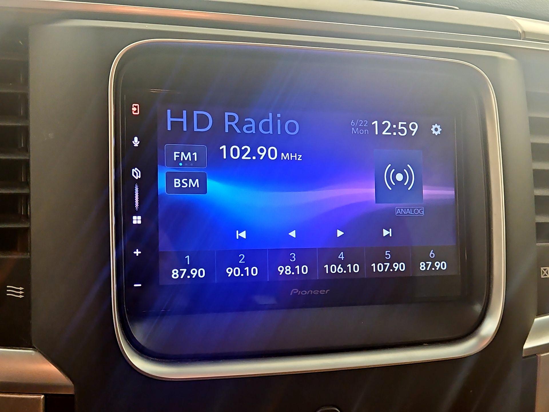 Thumbnail: 2019 RAM 1500 Classic - 15