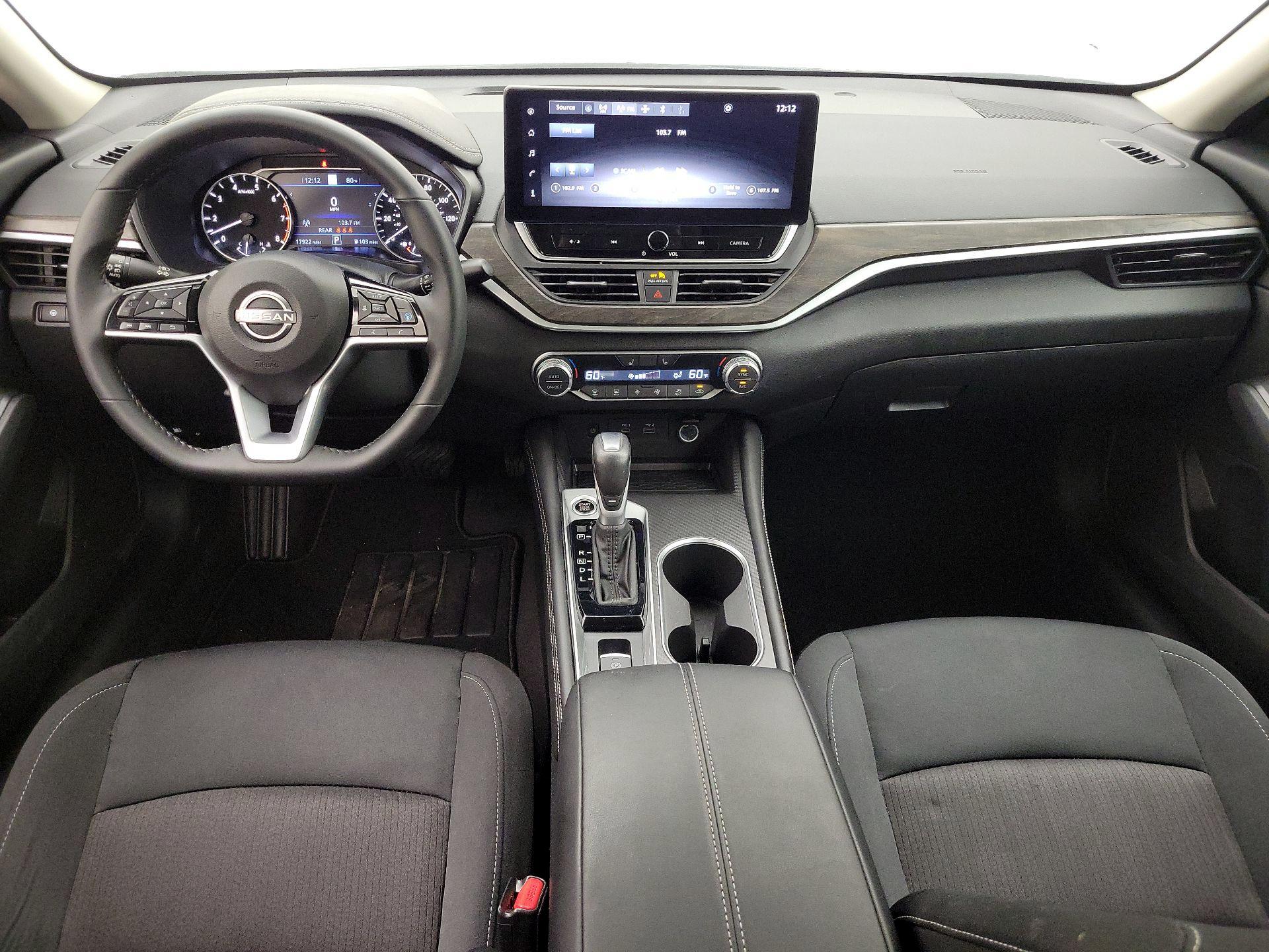Thumbnail: 2025 Nissan Altima - 9