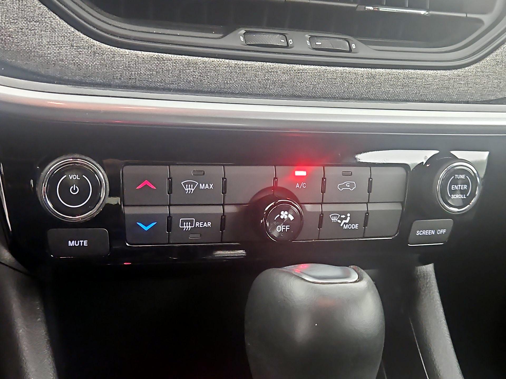 Thumbnail: 2025 Jeep Compass - 16