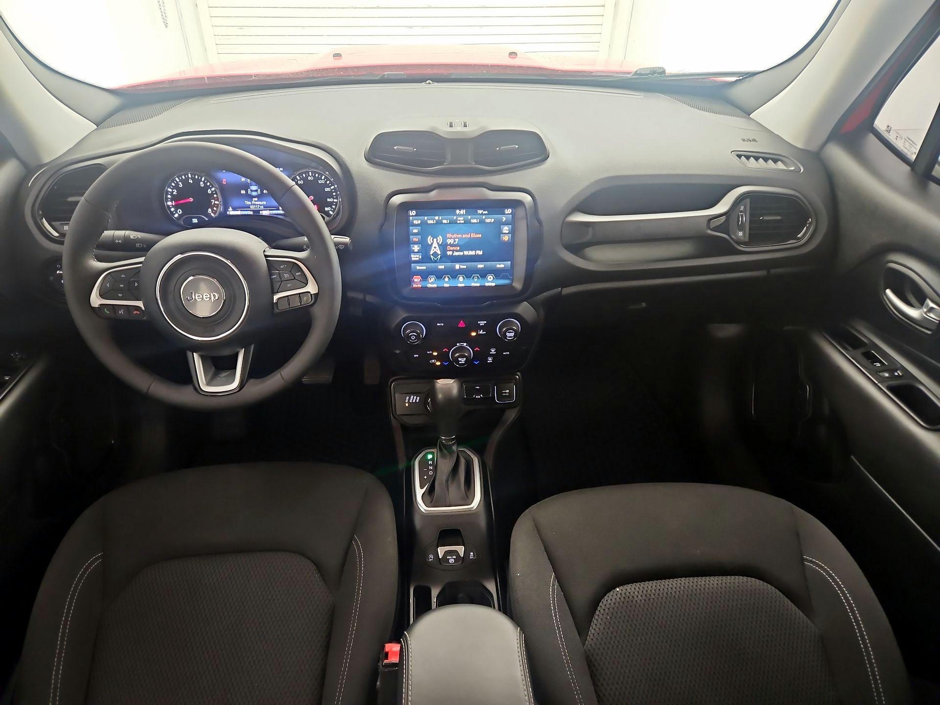 Thumbnail: 2023 Jeep Renegade - 9