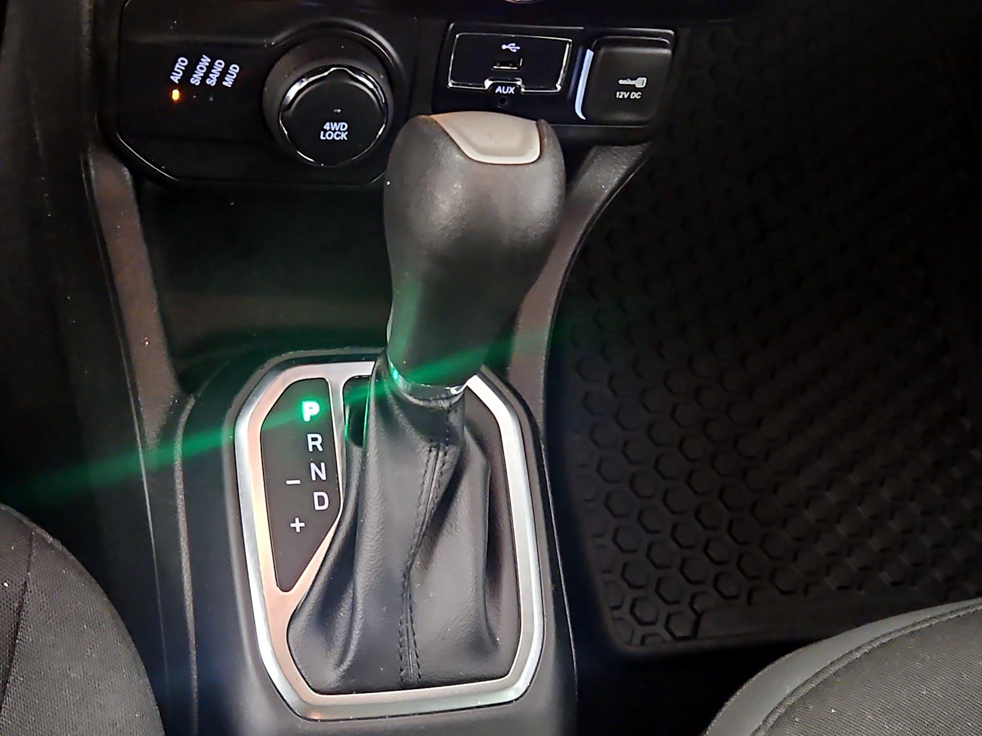 Thumbnail: 2023 Jeep Renegade - 17