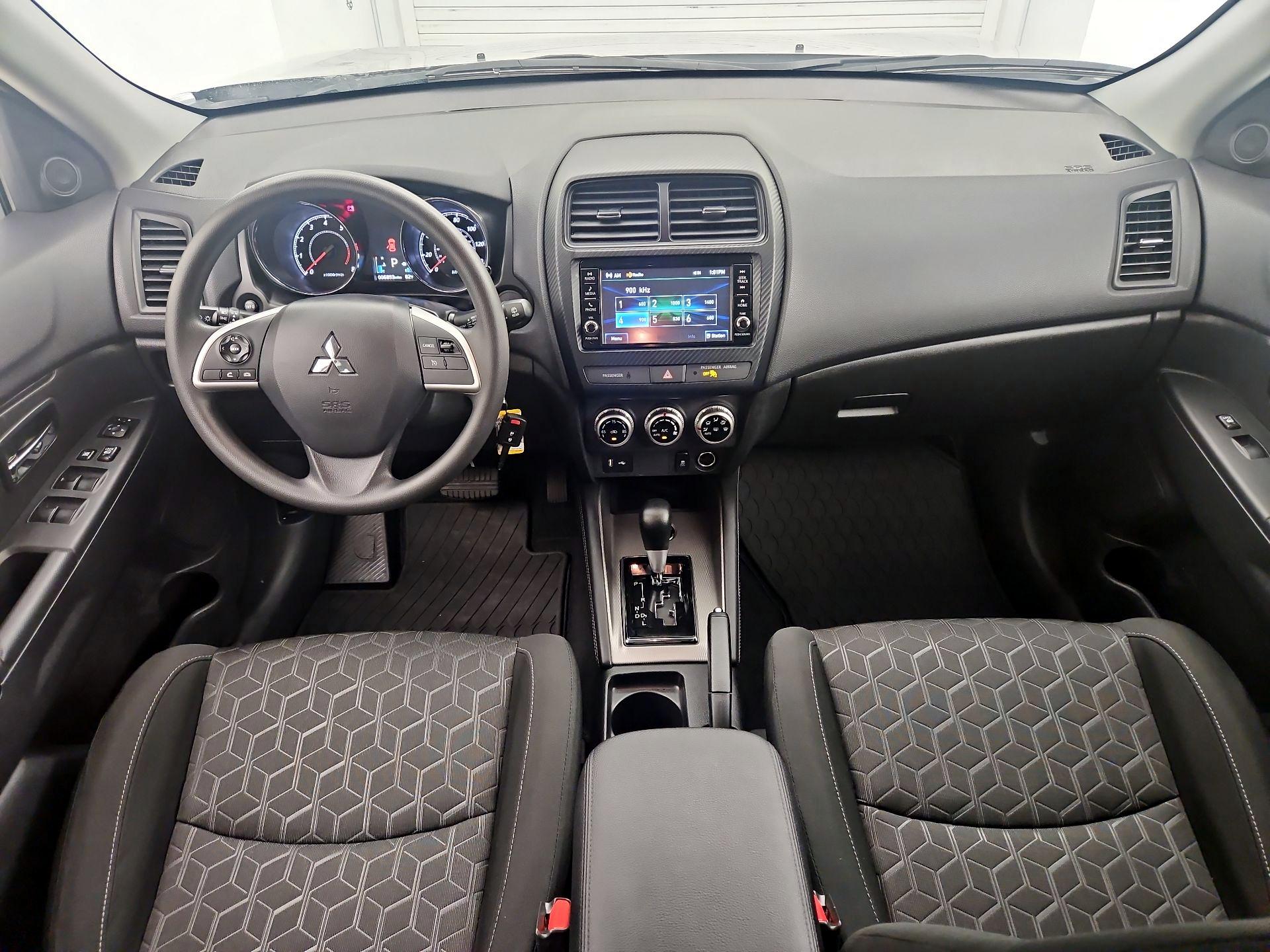 Thumbnail: 2024 Mitsubishi Outlander Sport - 9