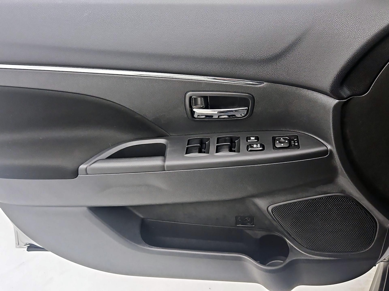 2024 Mitsubishi Outlander Sport ES - Photo 13