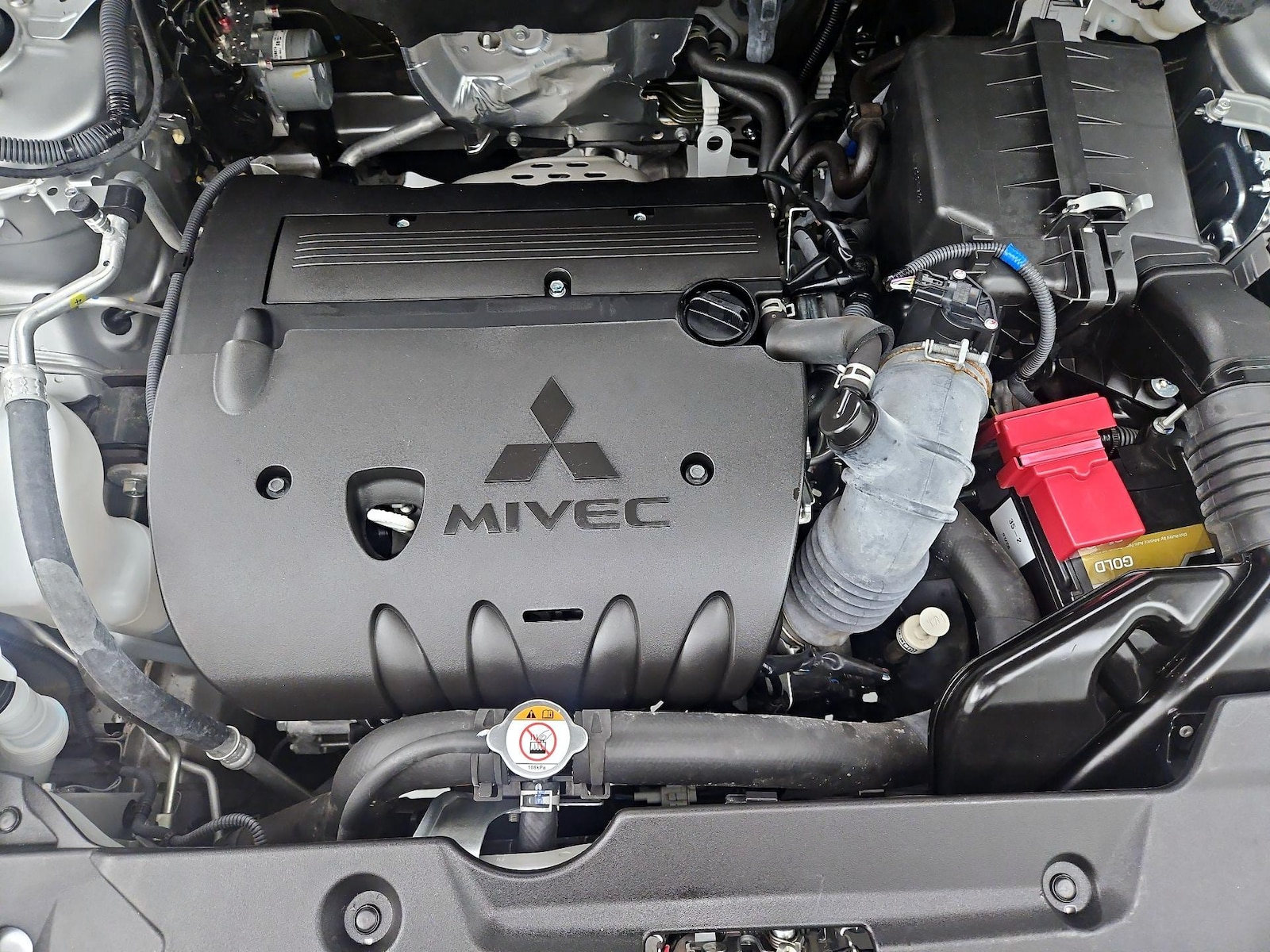 2024 Mitsubishi Outlander Sport ES - Photo 22