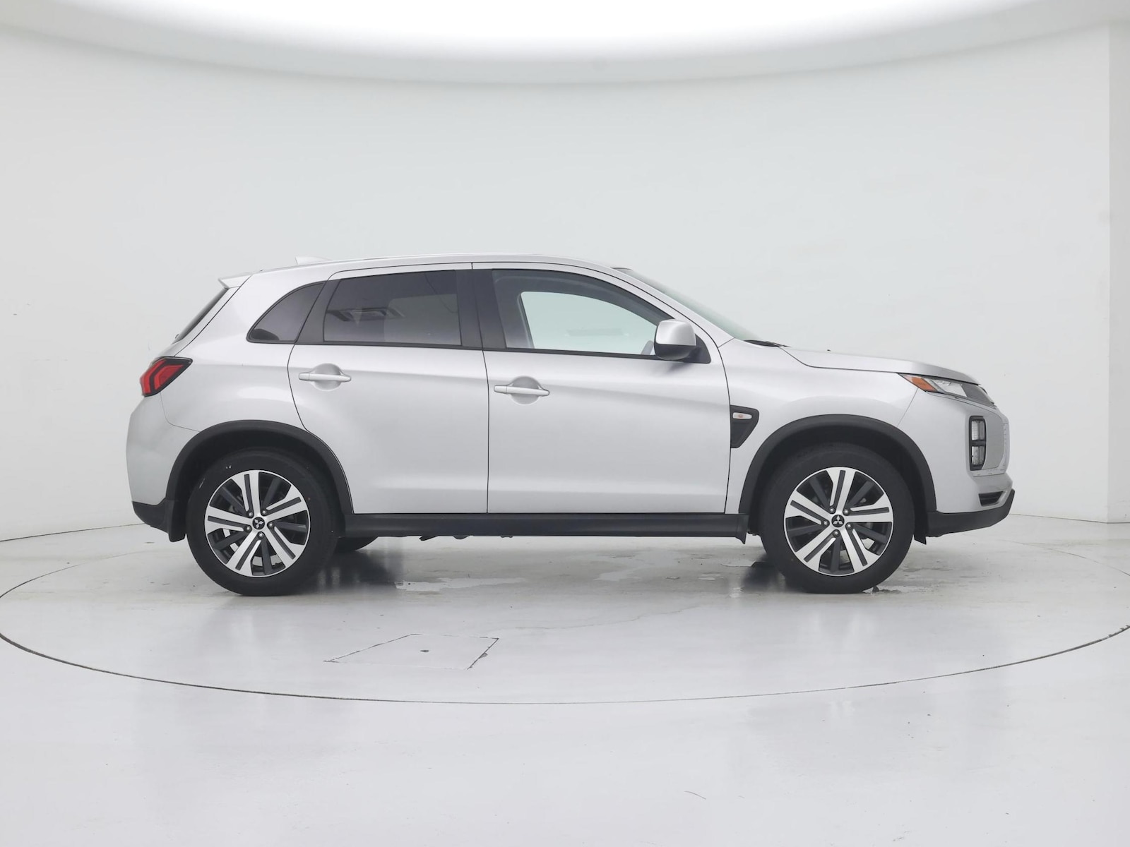 2024 Mitsubishi Outlander Sport ES - Photo 8