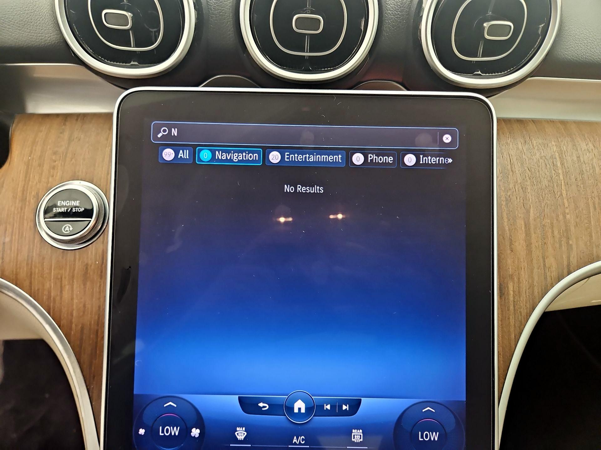 Thumbnail: 2022 Mercedes-Benz C-Class - 14