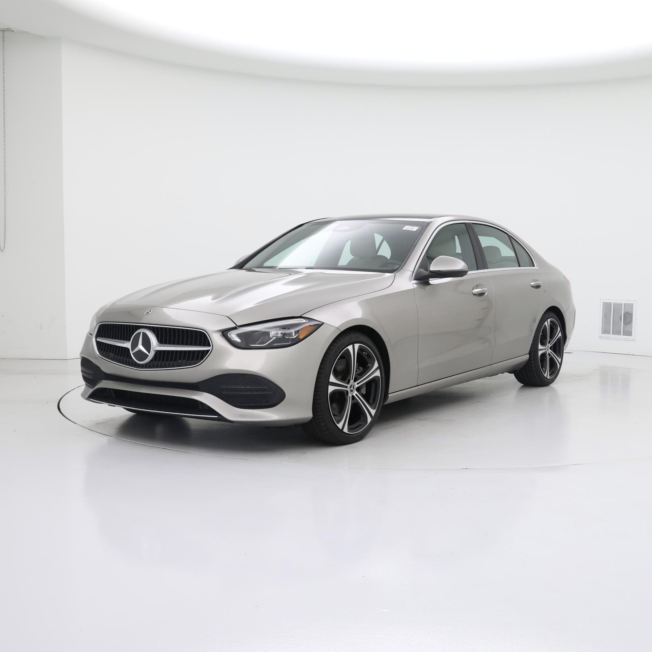 Thumbnail: 2022 Mercedes-Benz C-Class - 4