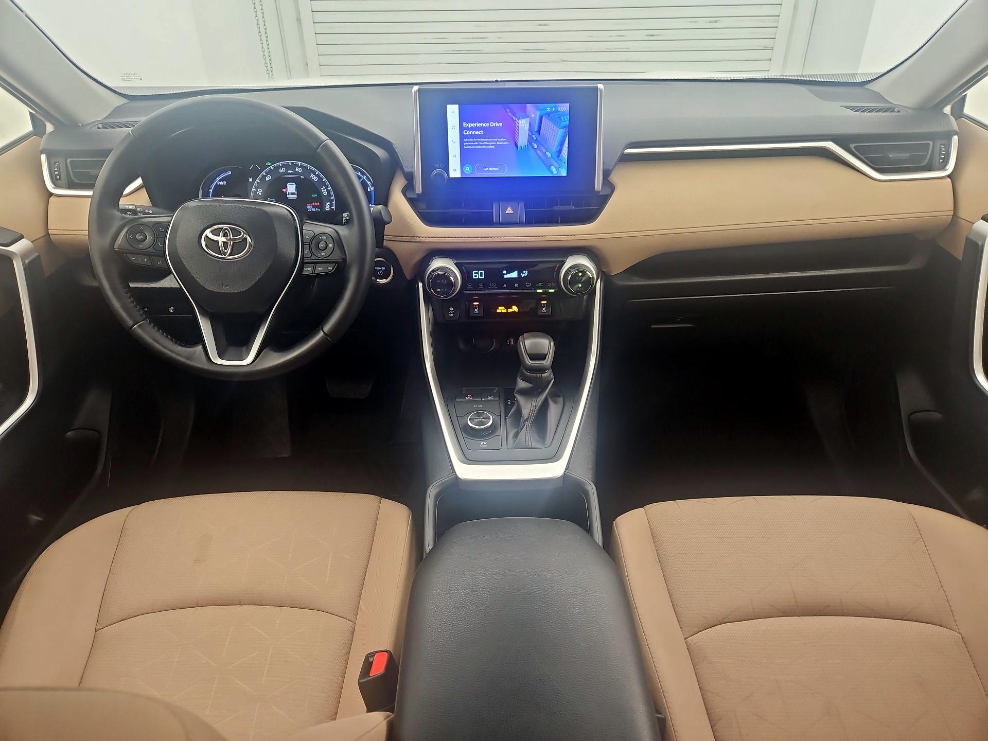 Thumbnail: 2025 Toyota RAV4 - 9