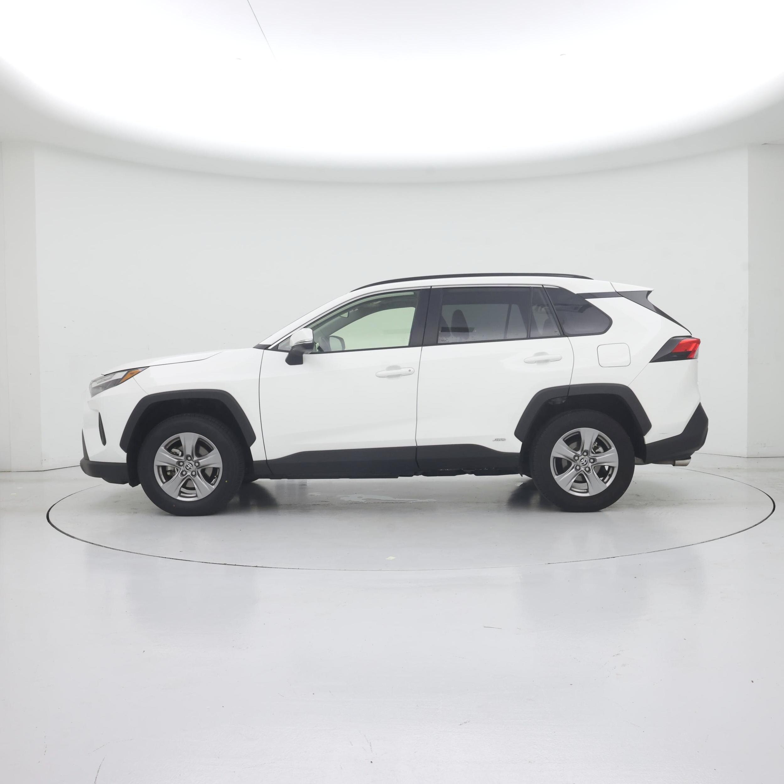 Thumbnail: 2025 Toyota RAV4 - 3