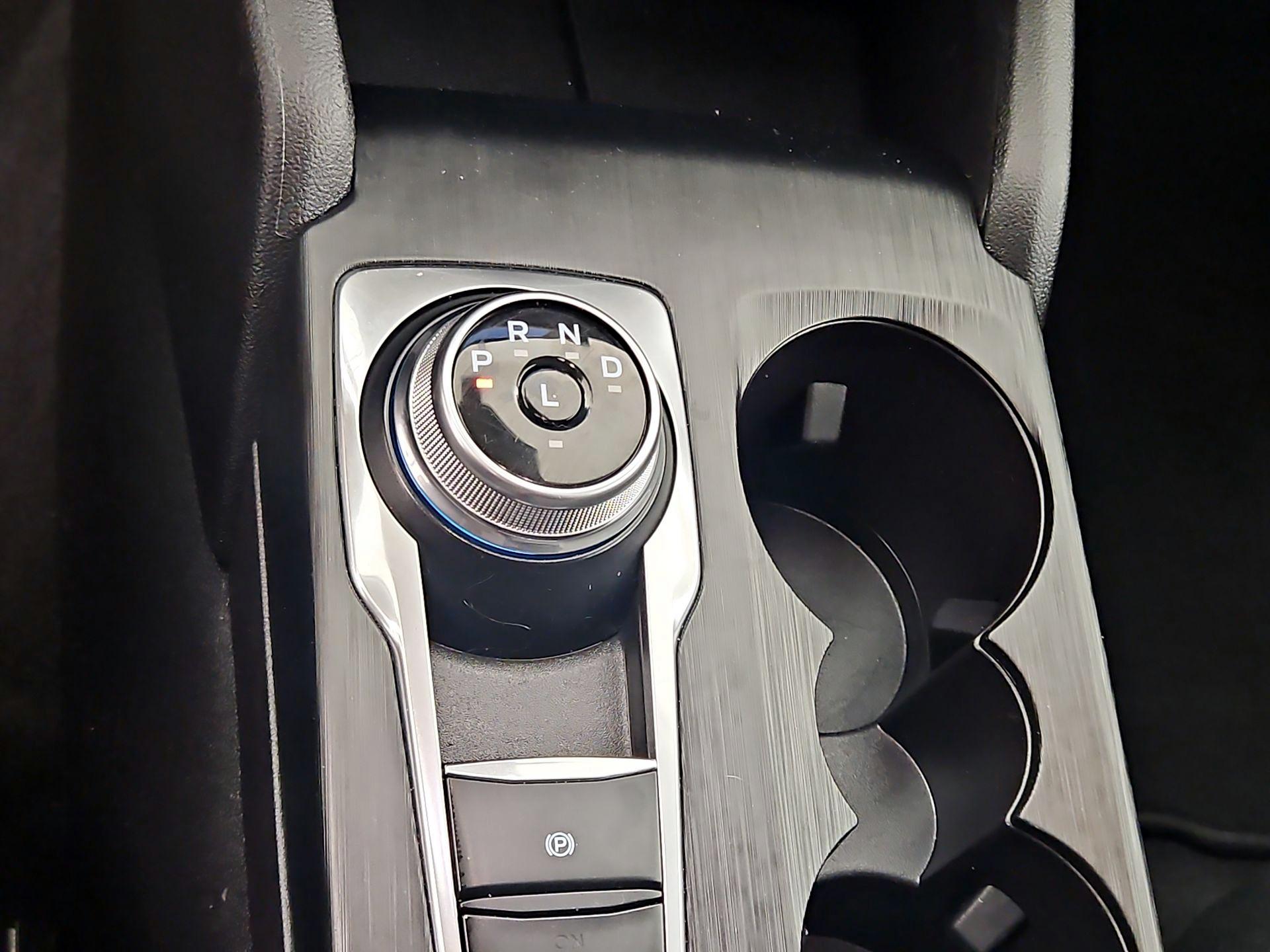 Thumbnail: 2022 Ford Escape - 17