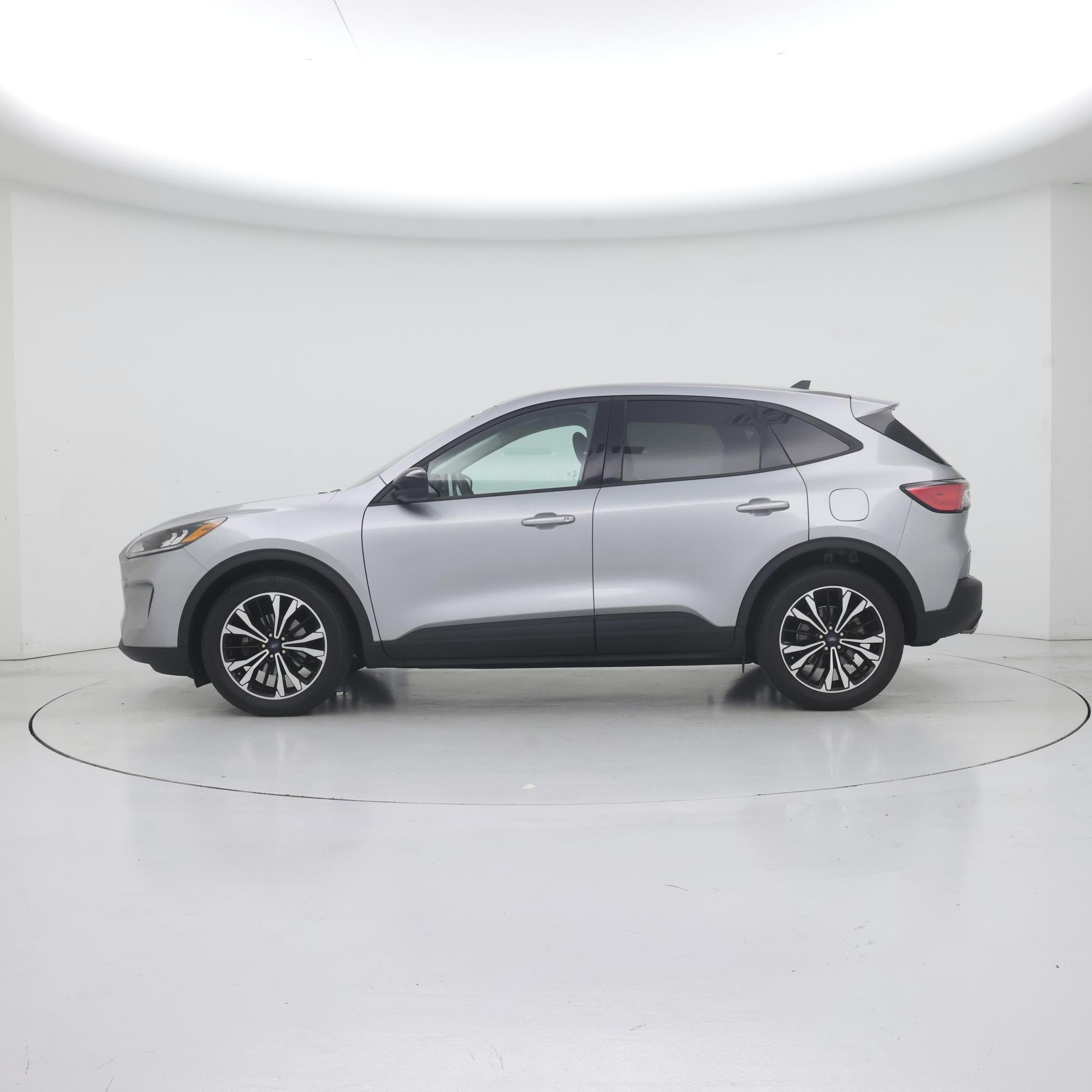 Thumbnail: 2022 Ford Escape - 3
