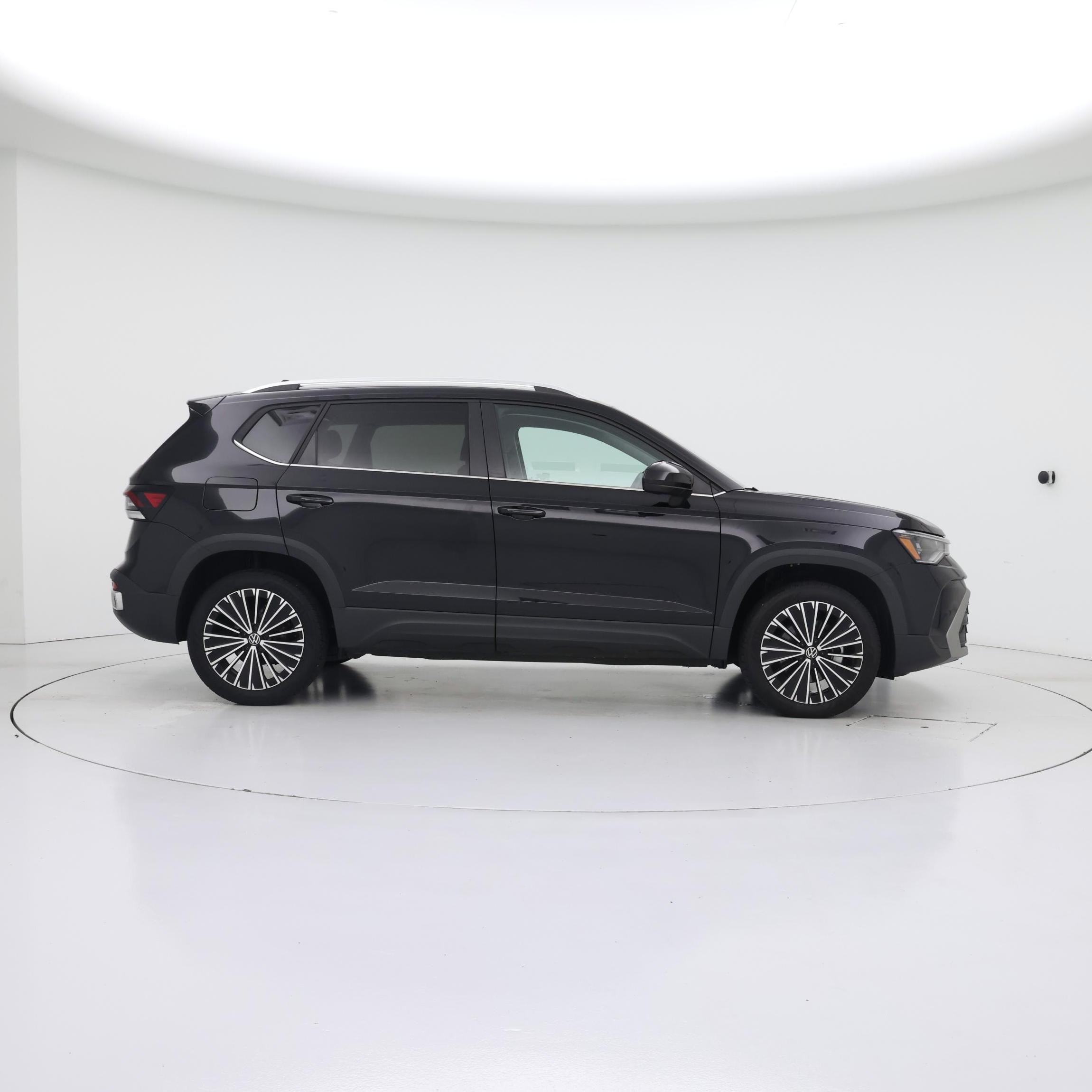 Thumbnail: 2025 Volkswagen Taos - 7