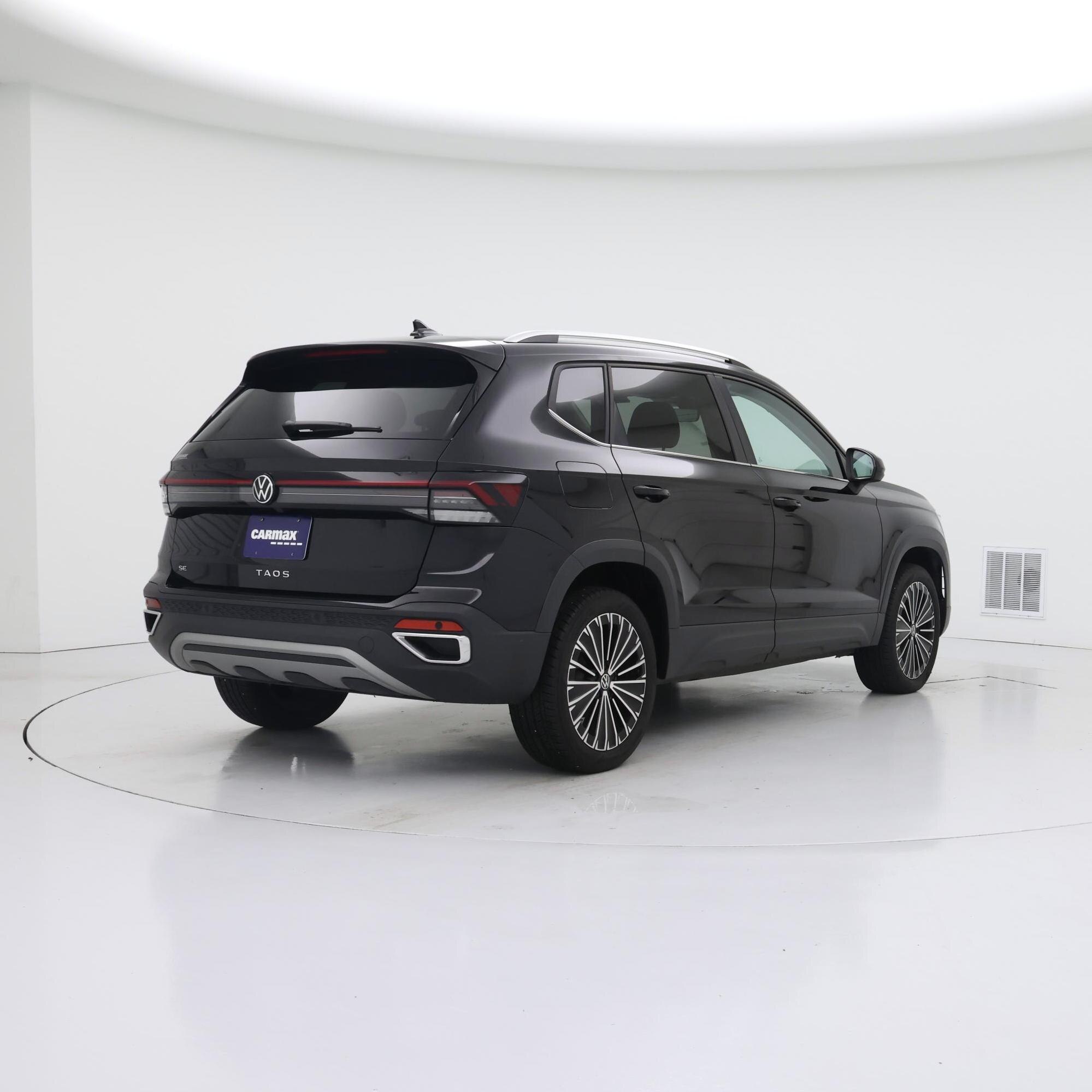 Thumbnail: 2025 Volkswagen Taos - 8