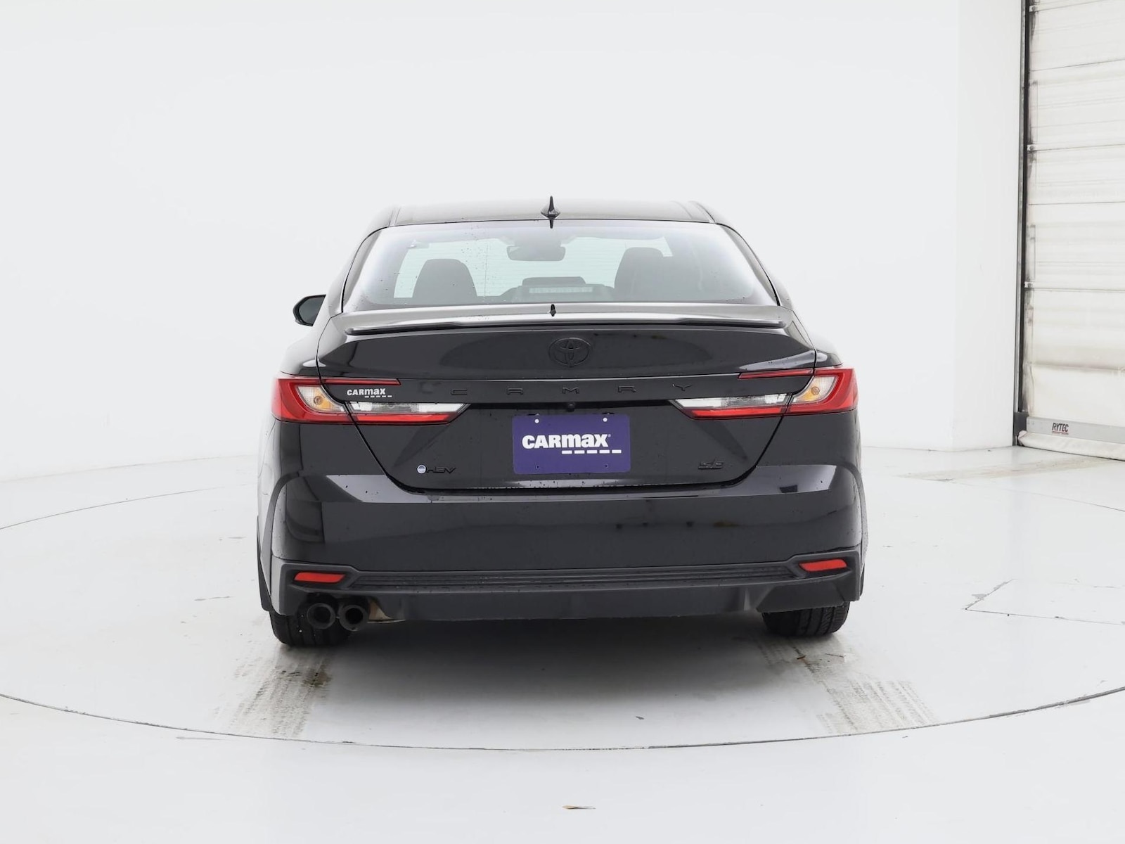 2025 Toyota Camry SE - Photo 7
