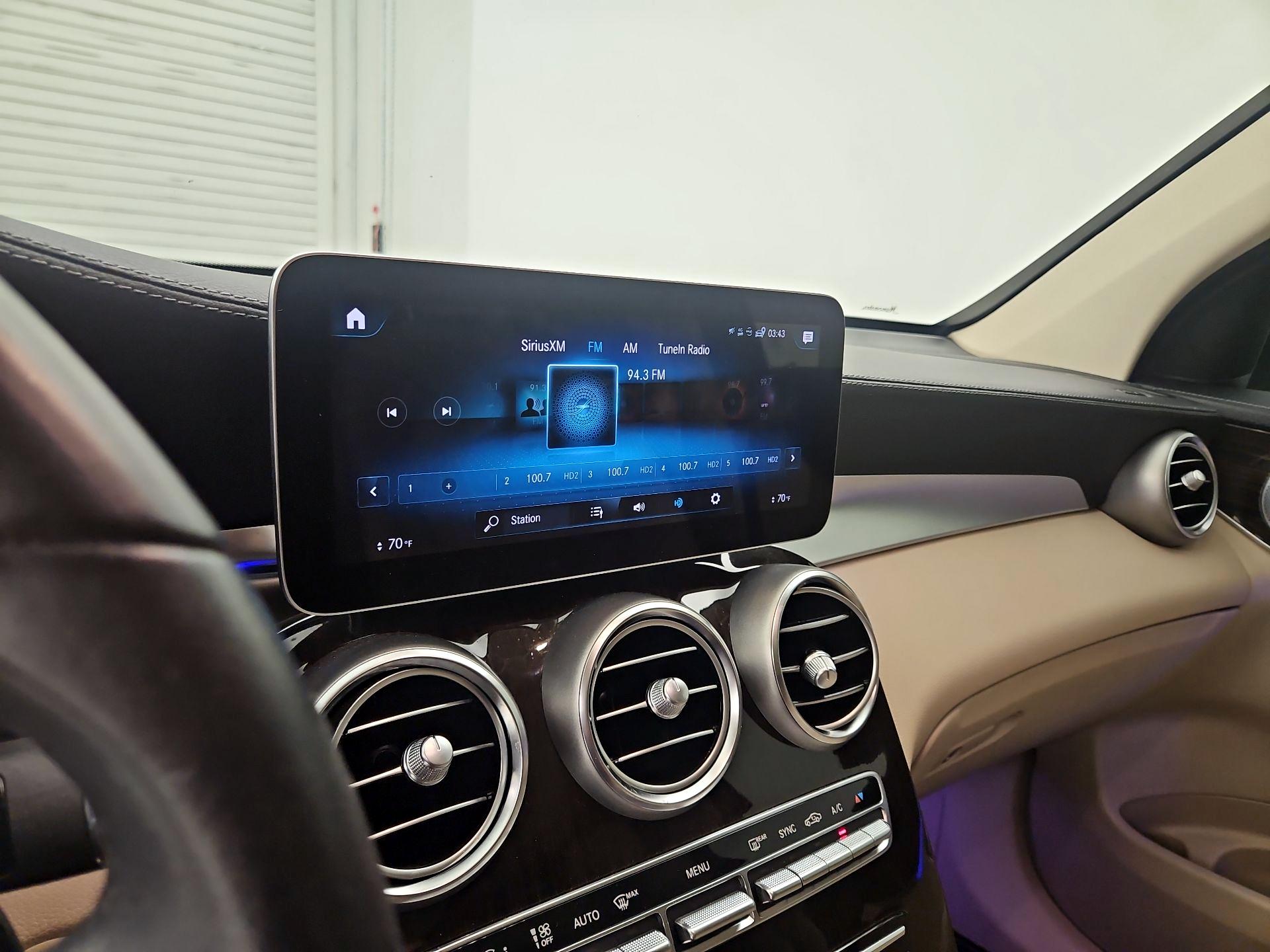 Thumbnail: 2020 Mercedes-Benz GLC - 15