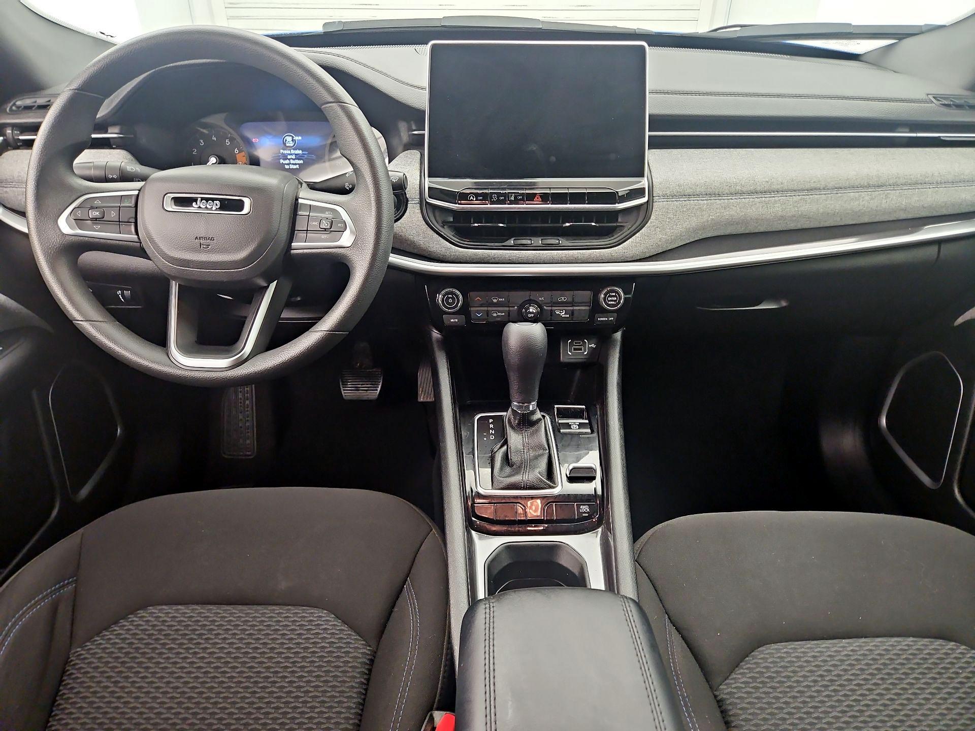 Thumbnail: 2024 Jeep Compass - 9