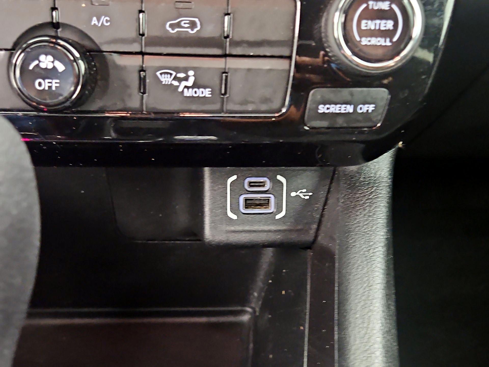 Thumbnail: 2024 Jeep Compass - 18