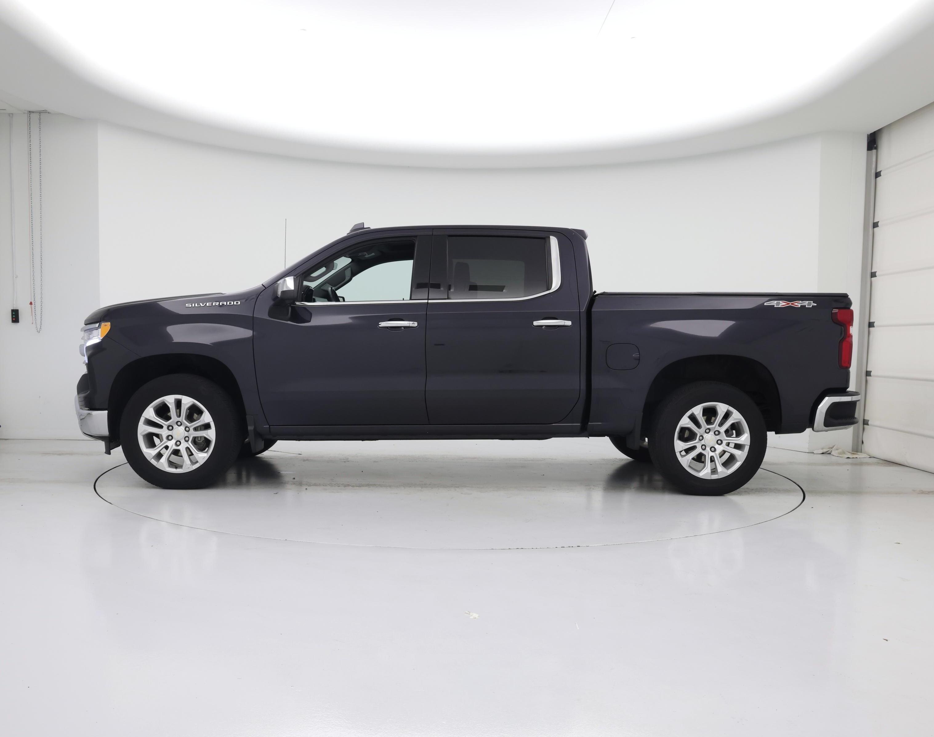 Thumbnail: 2023 Chevrolet Silverado 1500 - 3