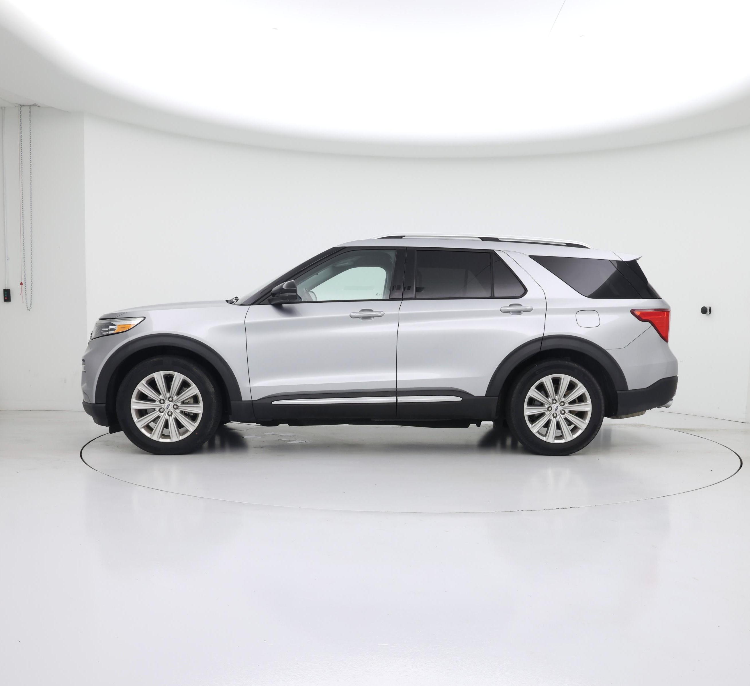 Thumbnail: 2021 Ford Explorer - 3