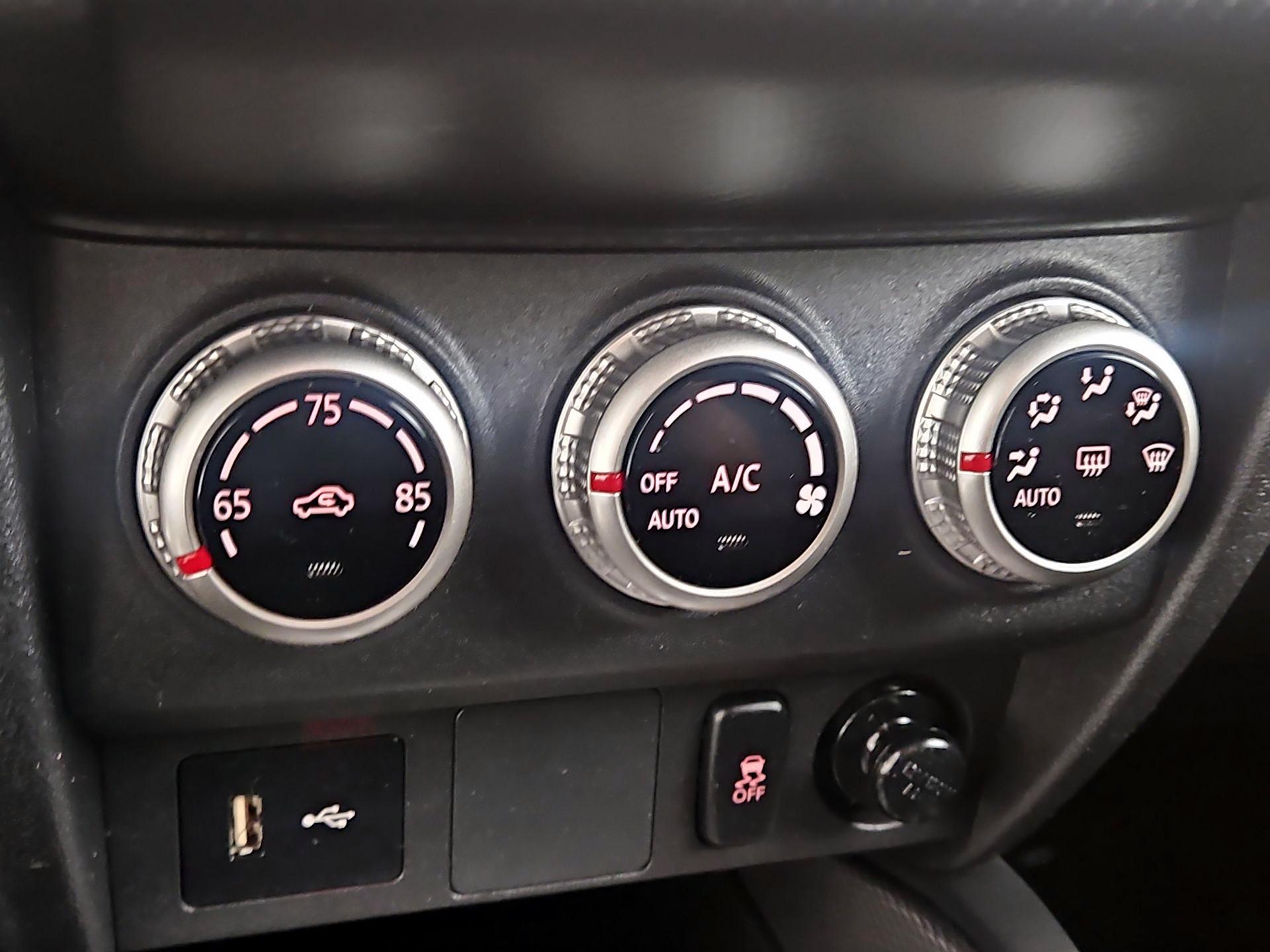 Thumbnail: 2025 Mitsubishi Outlander Sport - 16