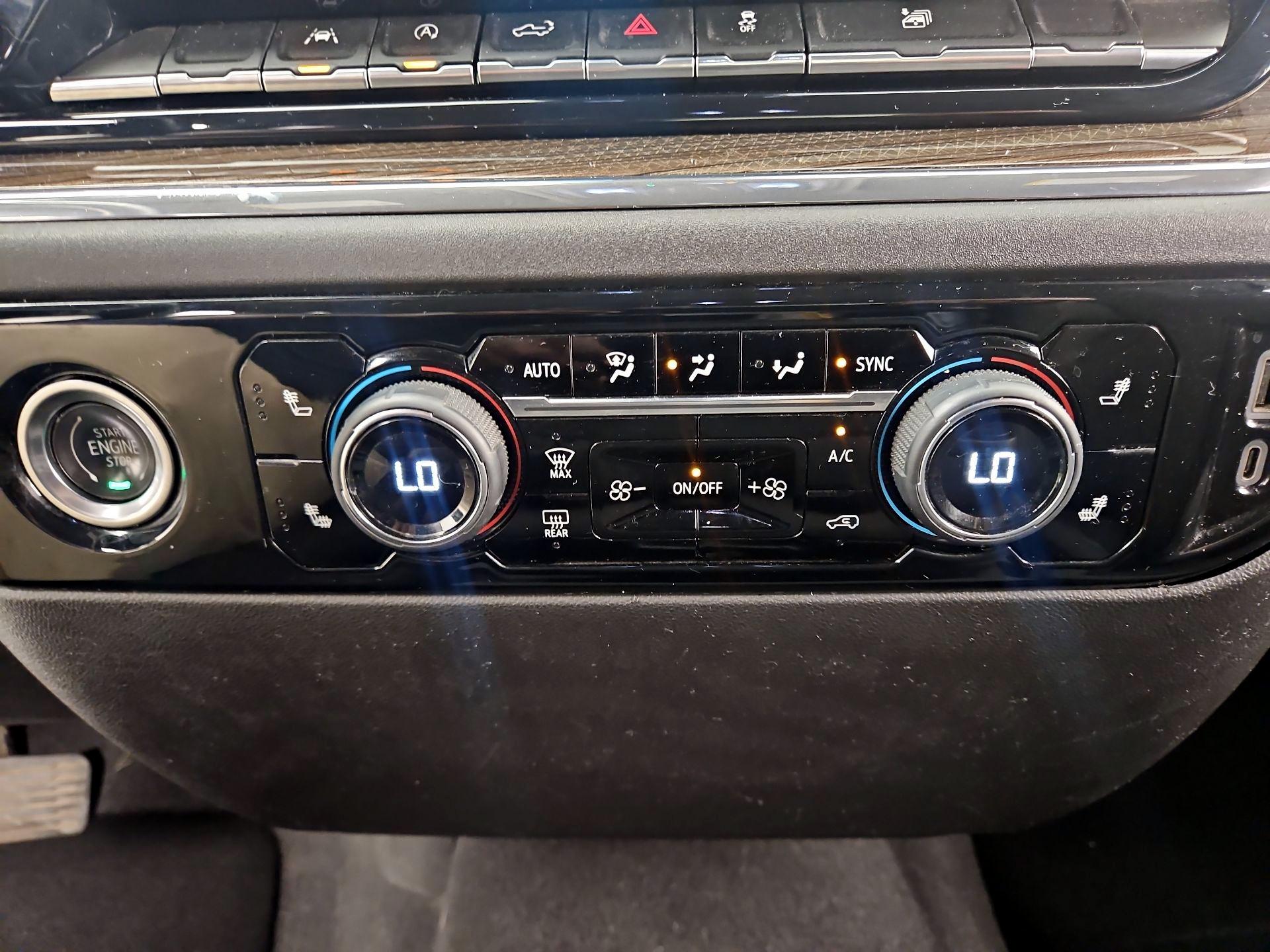 Thumbnail: 2023 Chevrolet Silverado 1500 - 16