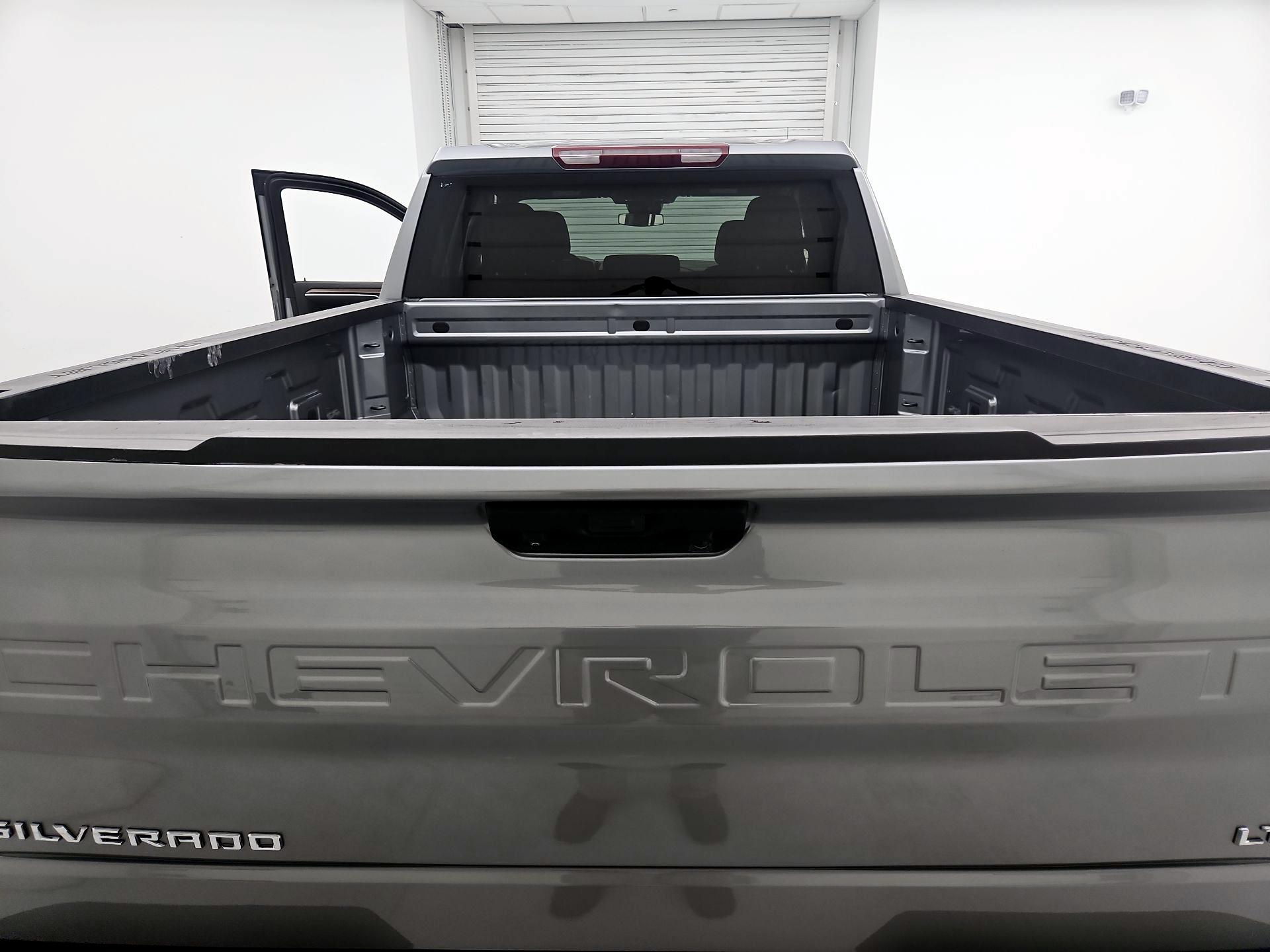 Thumbnail: 2023 Chevrolet Silverado 1500 - 20