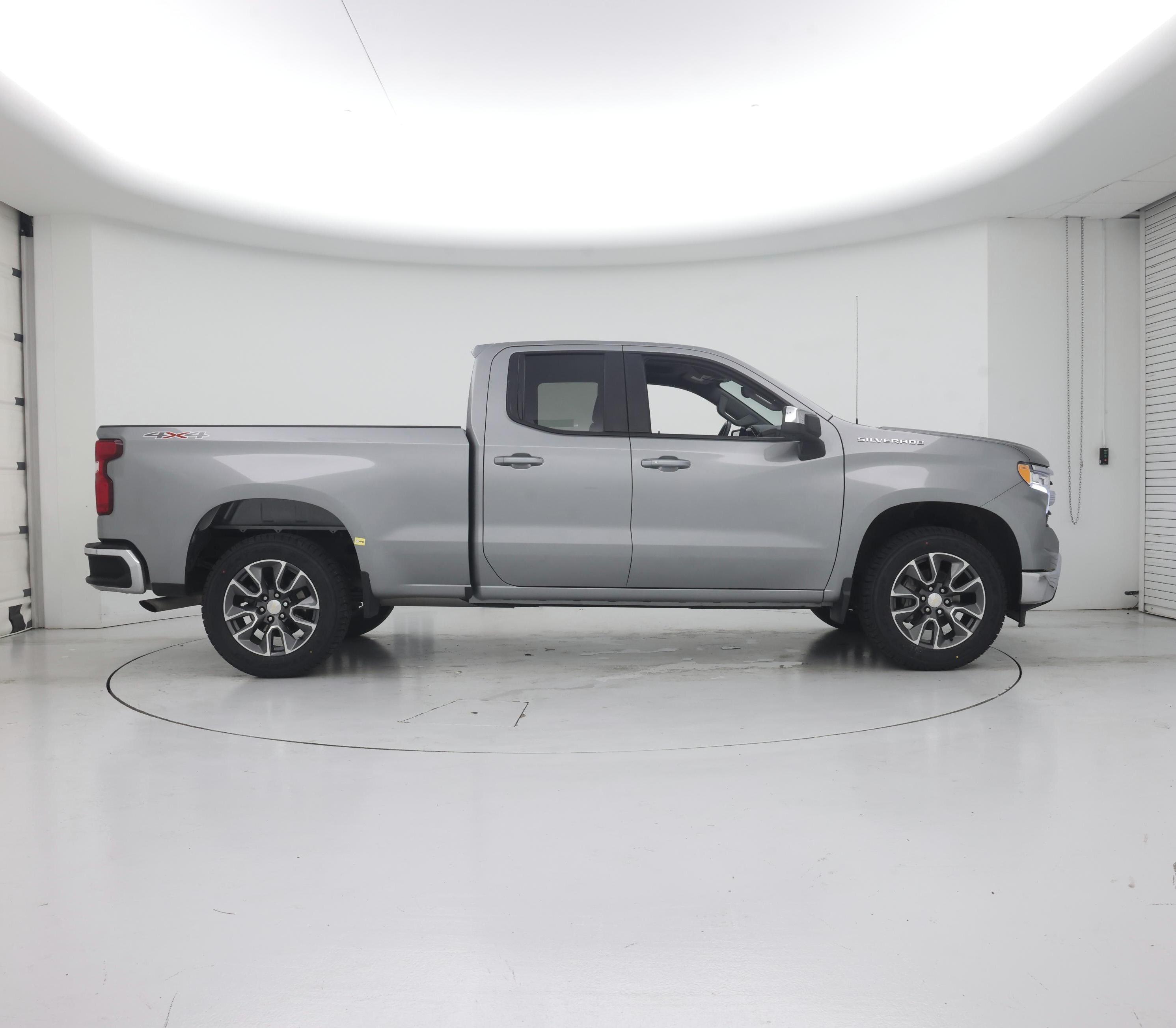 Thumbnail: 2023 Chevrolet Silverado 1500 - 7