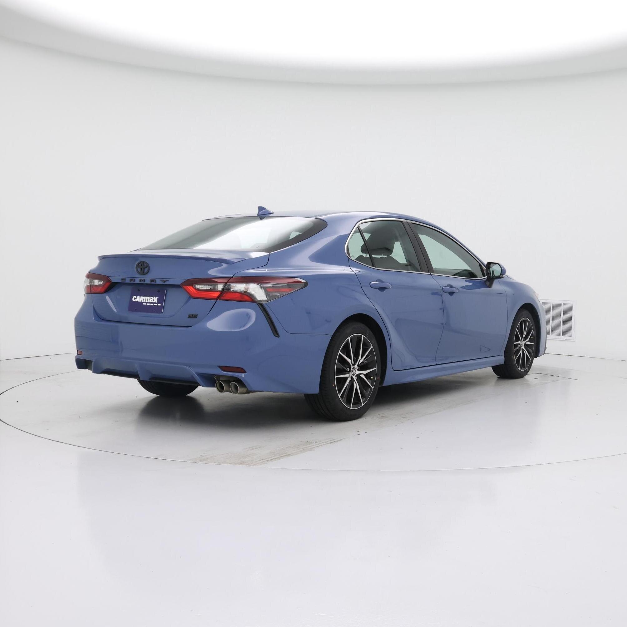 Thumbnail: 2023 Toyota Camry - 8