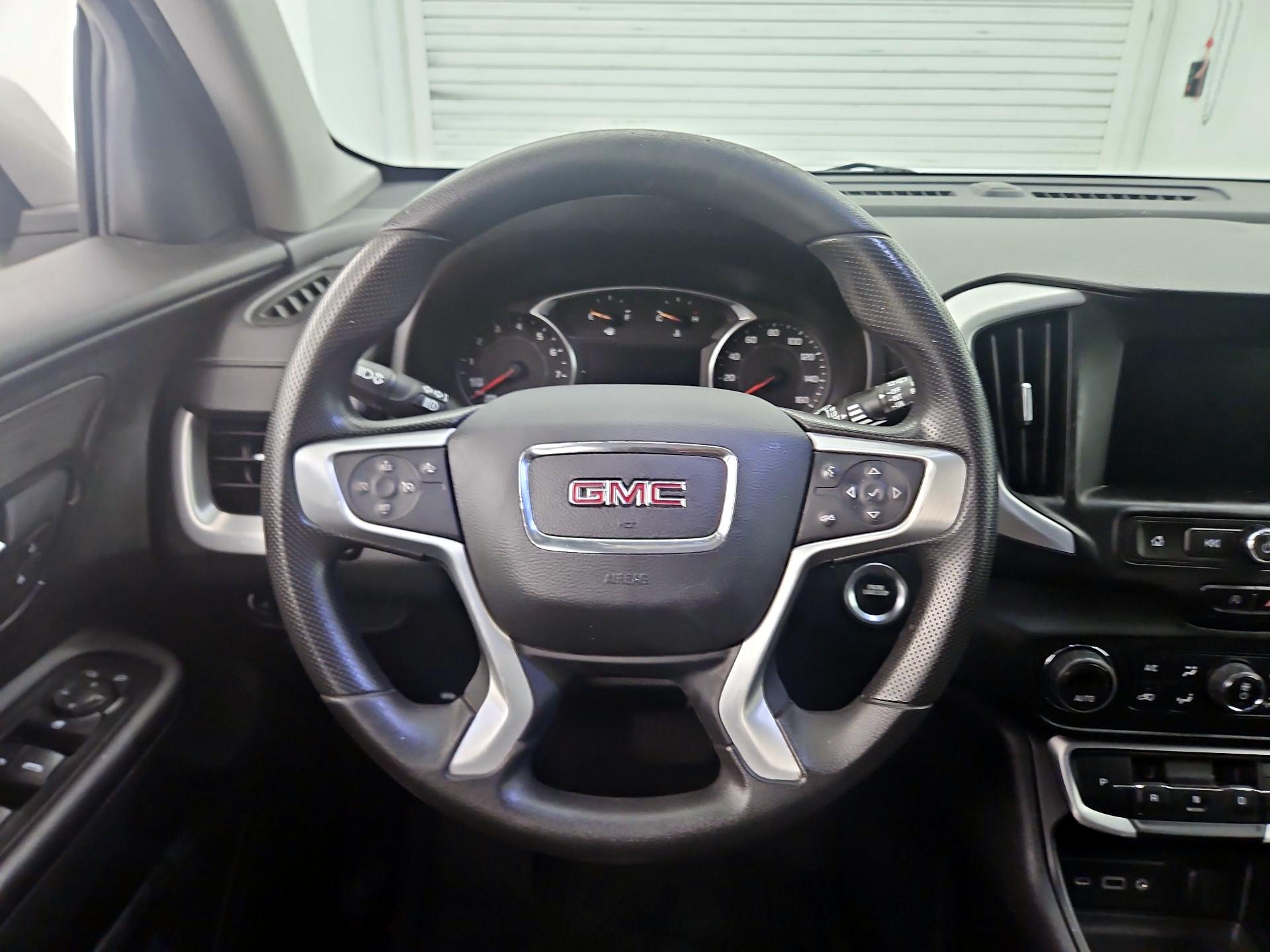 Thumbnail: 2022 GMC Terrain - 10