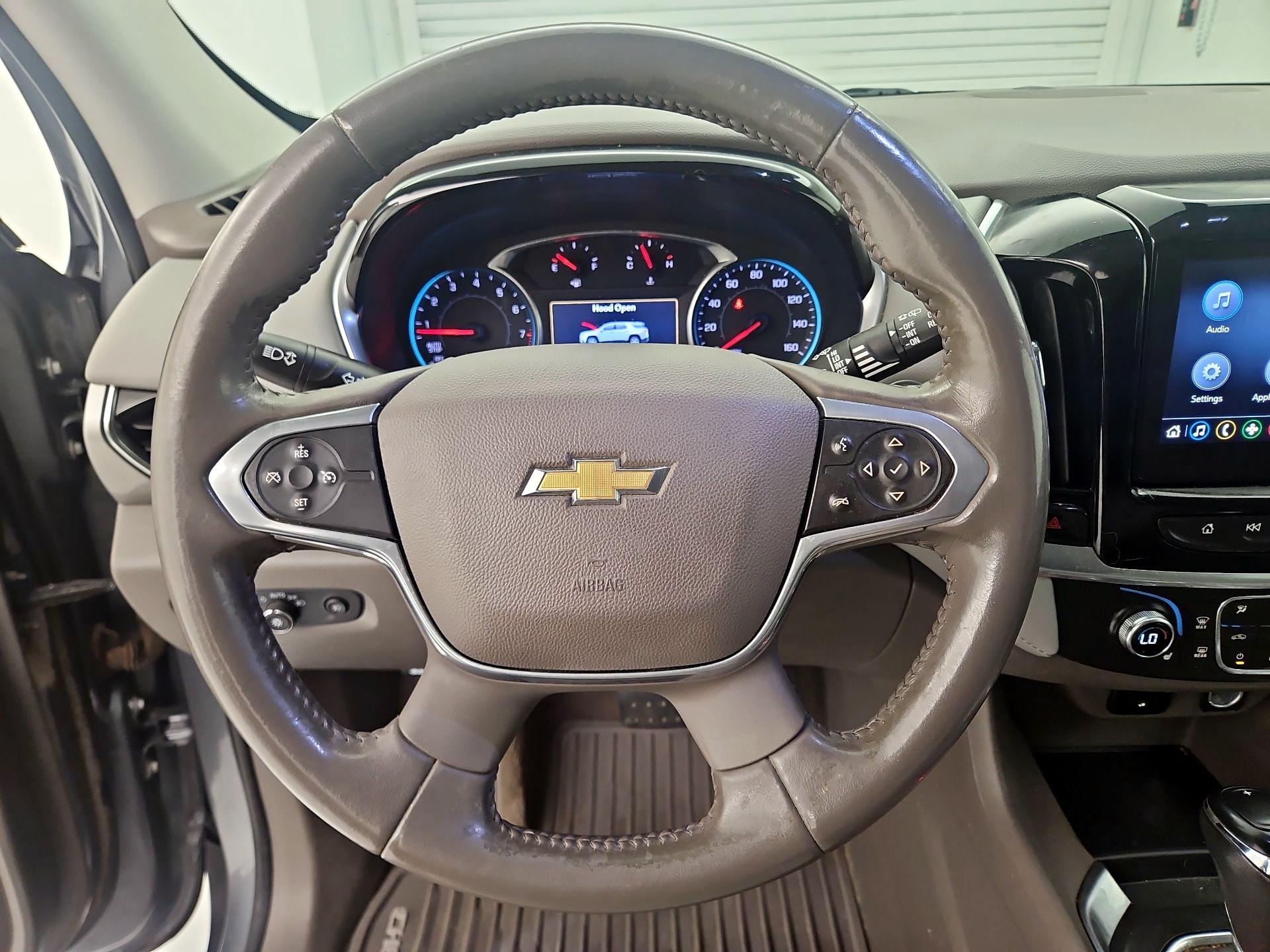 Thumbnail: 2020 Chevrolet Traverse - 10