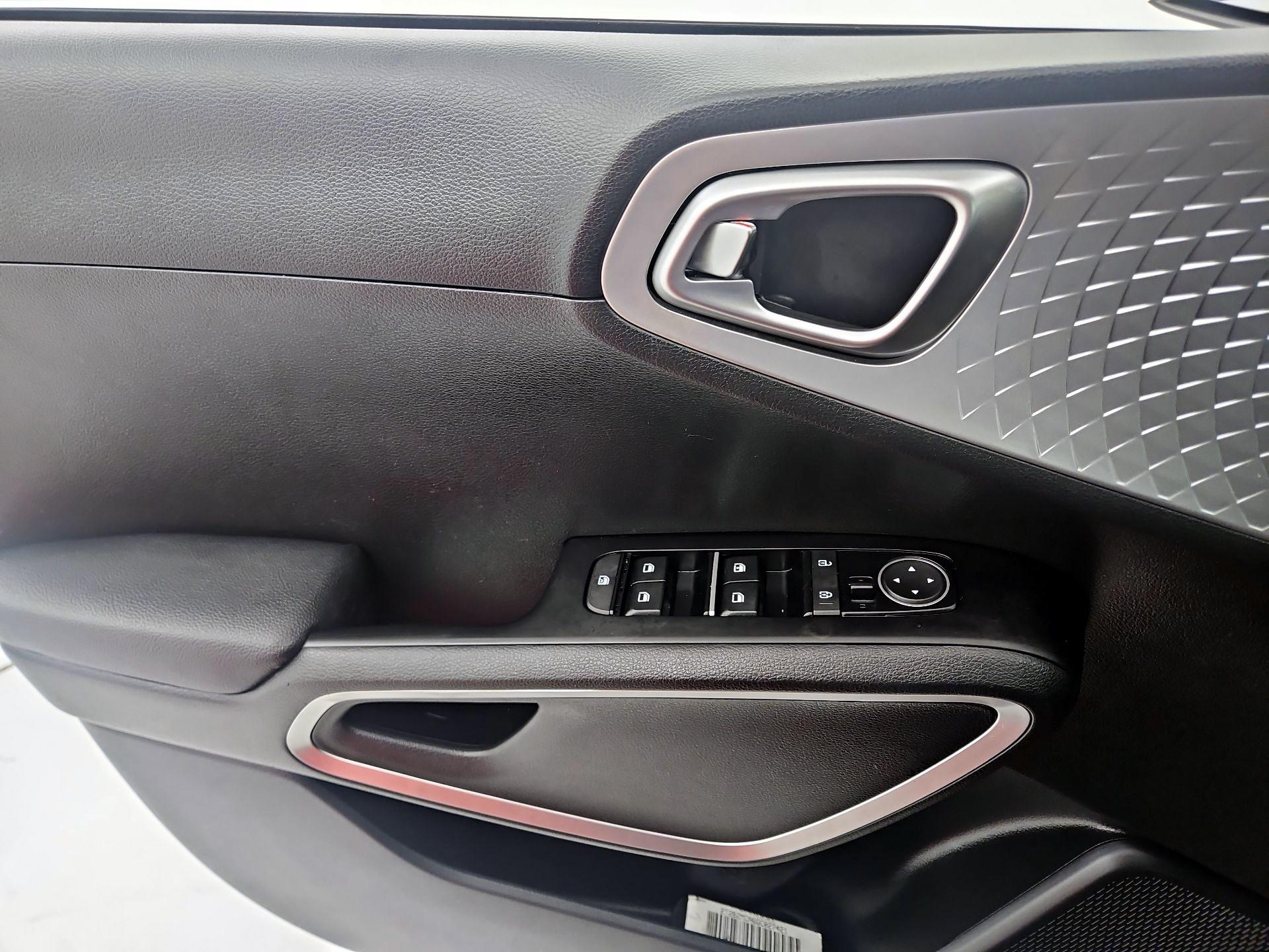 Thumbnail: 2024 Kia Soul - 12