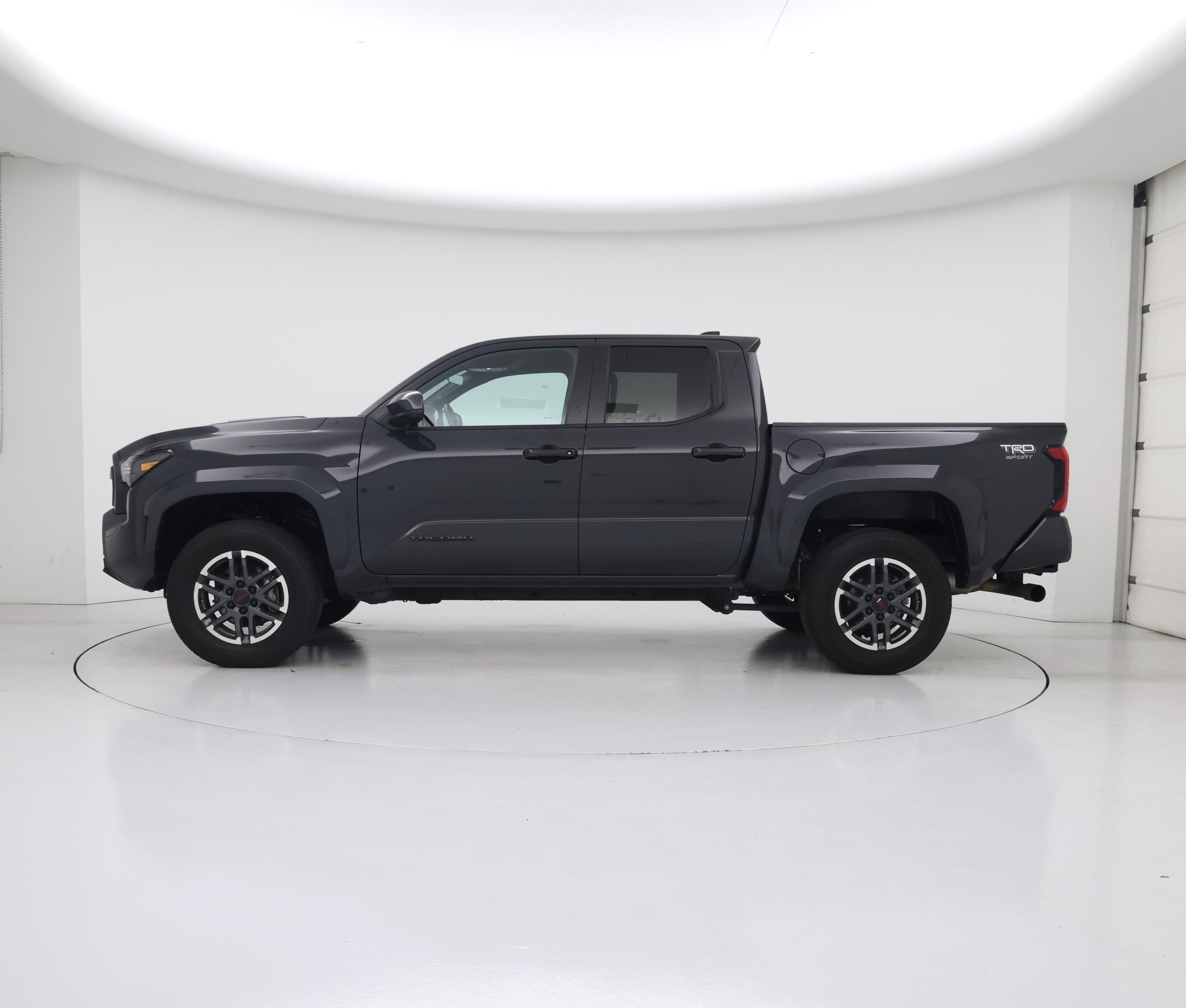 Thumbnail: 2024 Toyota Tacoma - 3