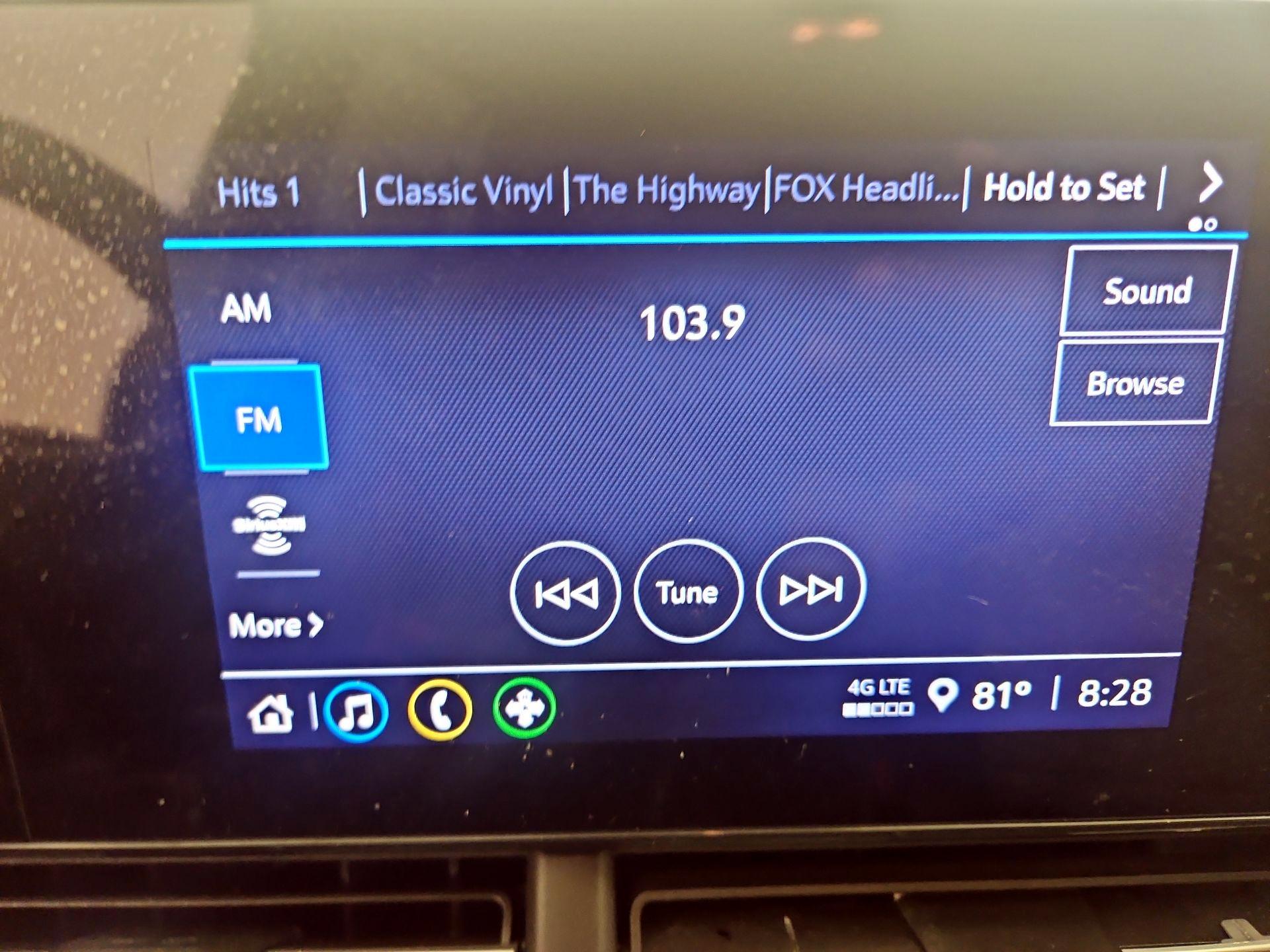 Thumbnail: 2024 Chevrolet Trax - 15