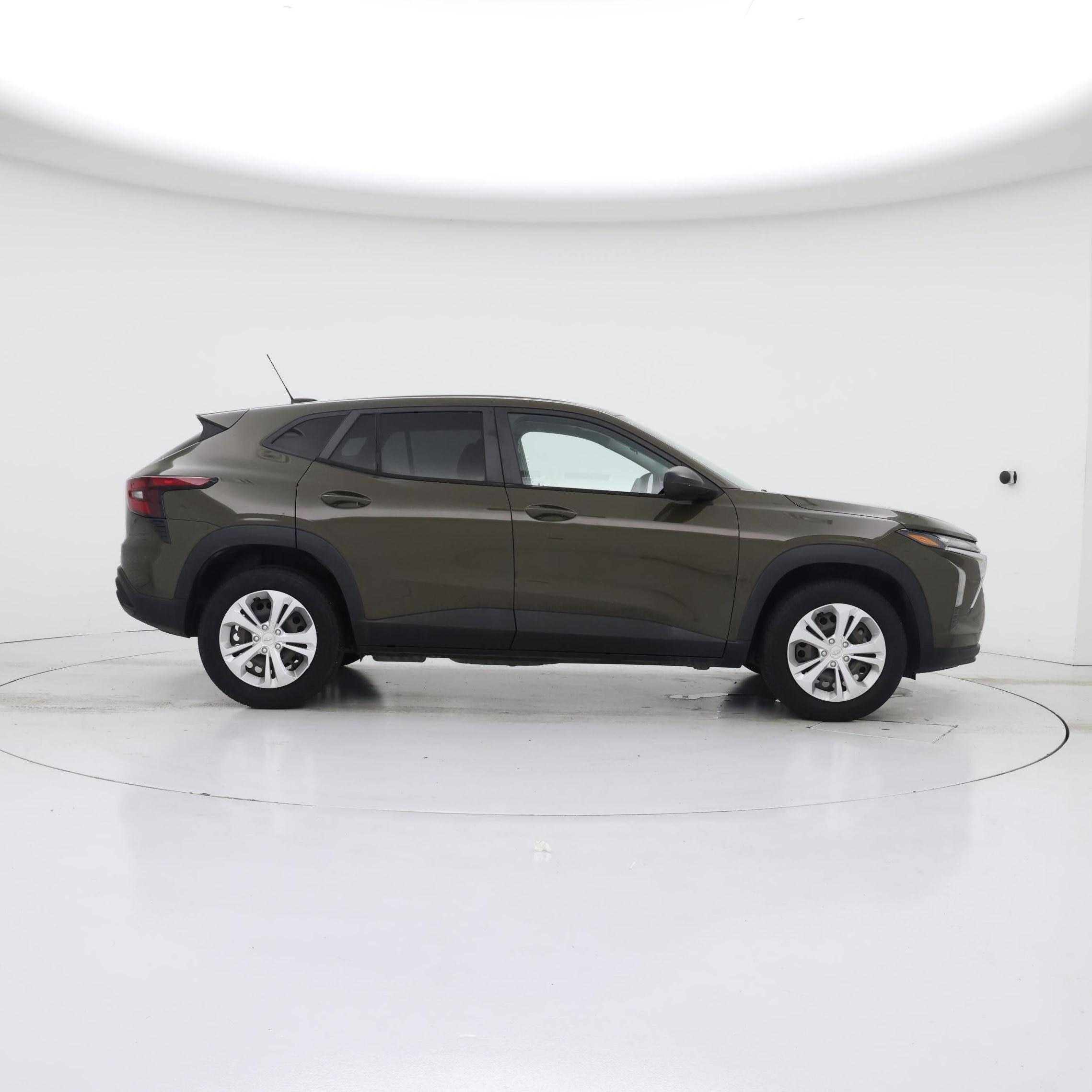 Thumbnail: 2024 Chevrolet Trax - 7