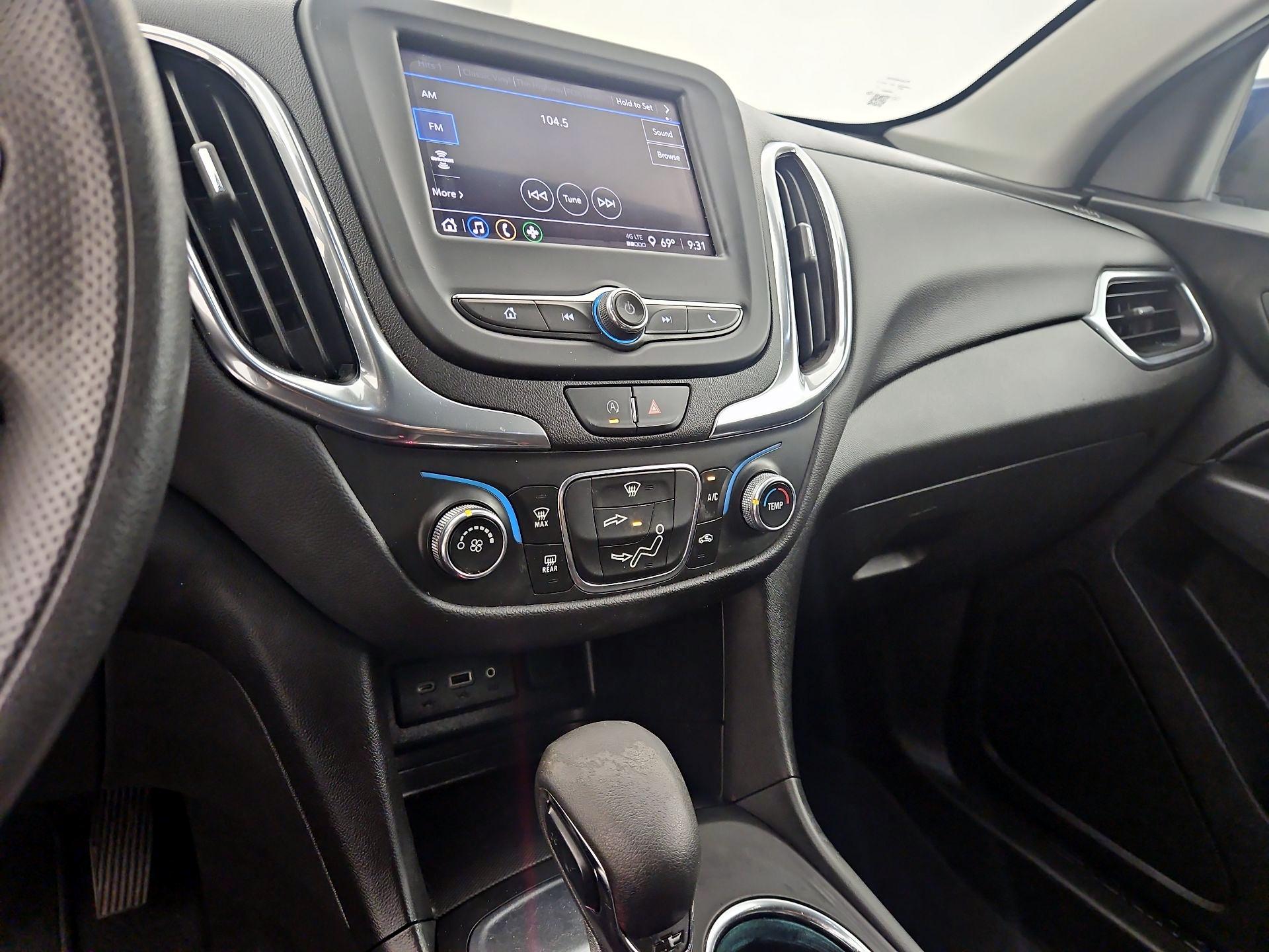 Thumbnail: 2022 Chevrolet Equinox - 16
