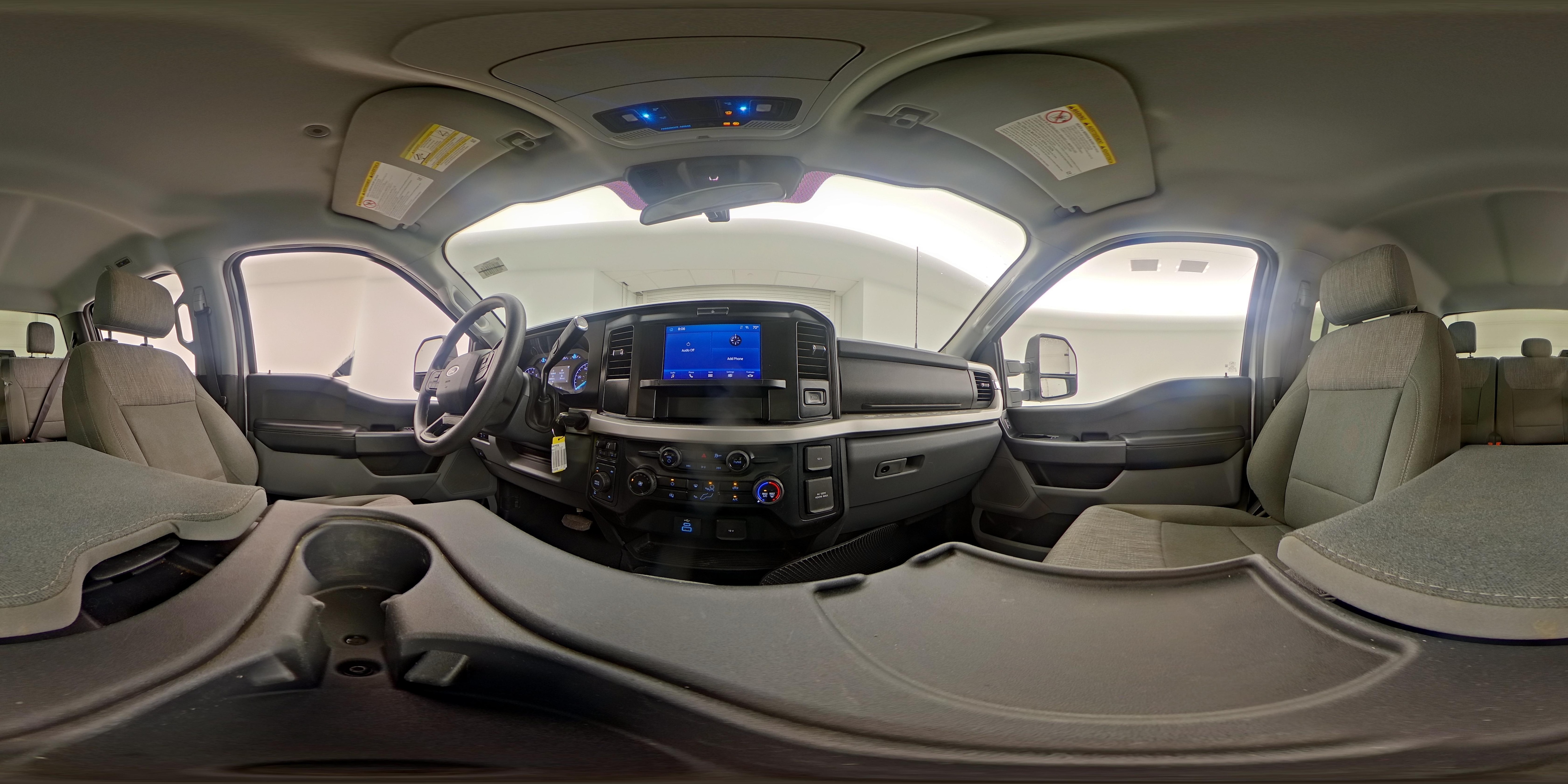 2025 Ford F-250 Super Duty XLT - Photo 24