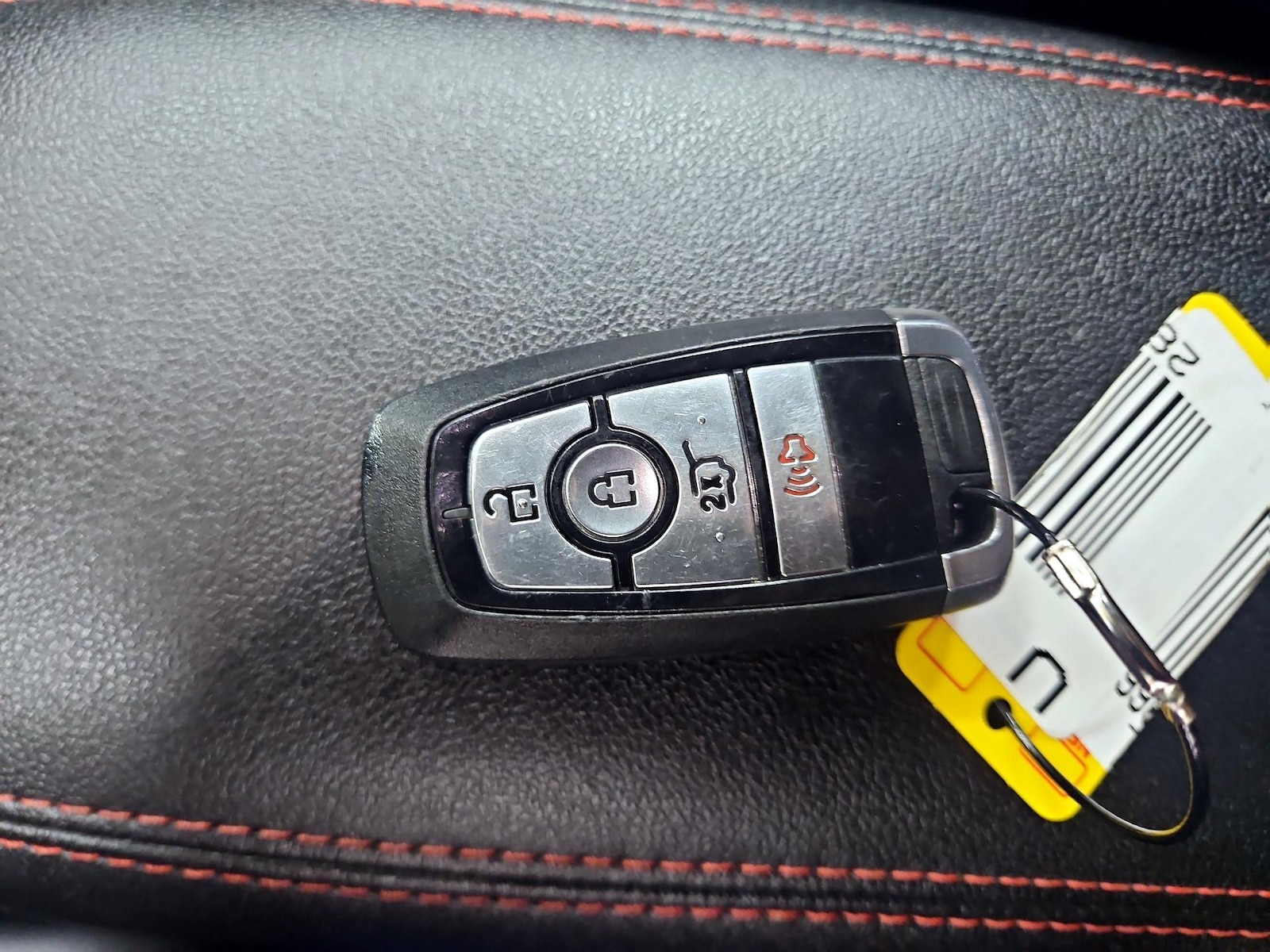 2024 Ford Escape ST-Line - Photo 24