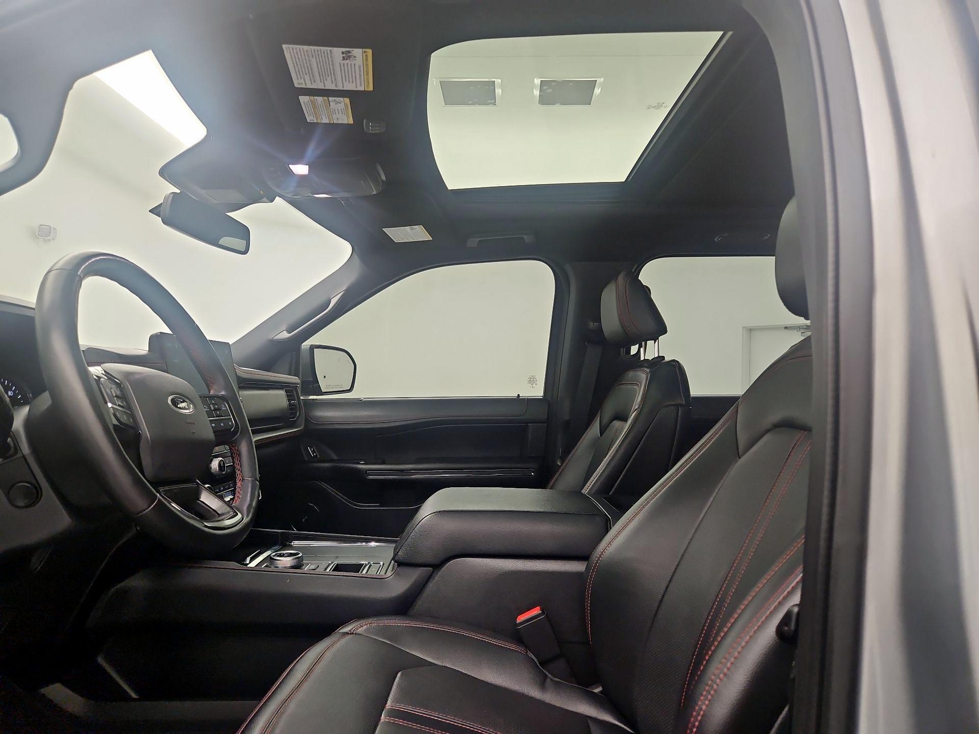 Thumbnail: 2022 Ford Expedition - 19