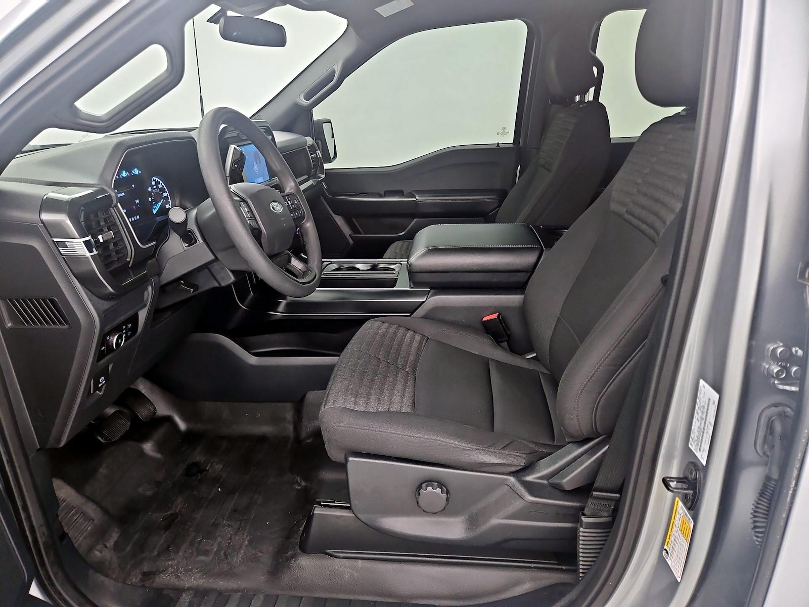 2023 Ford F-150 XL - Photo 12